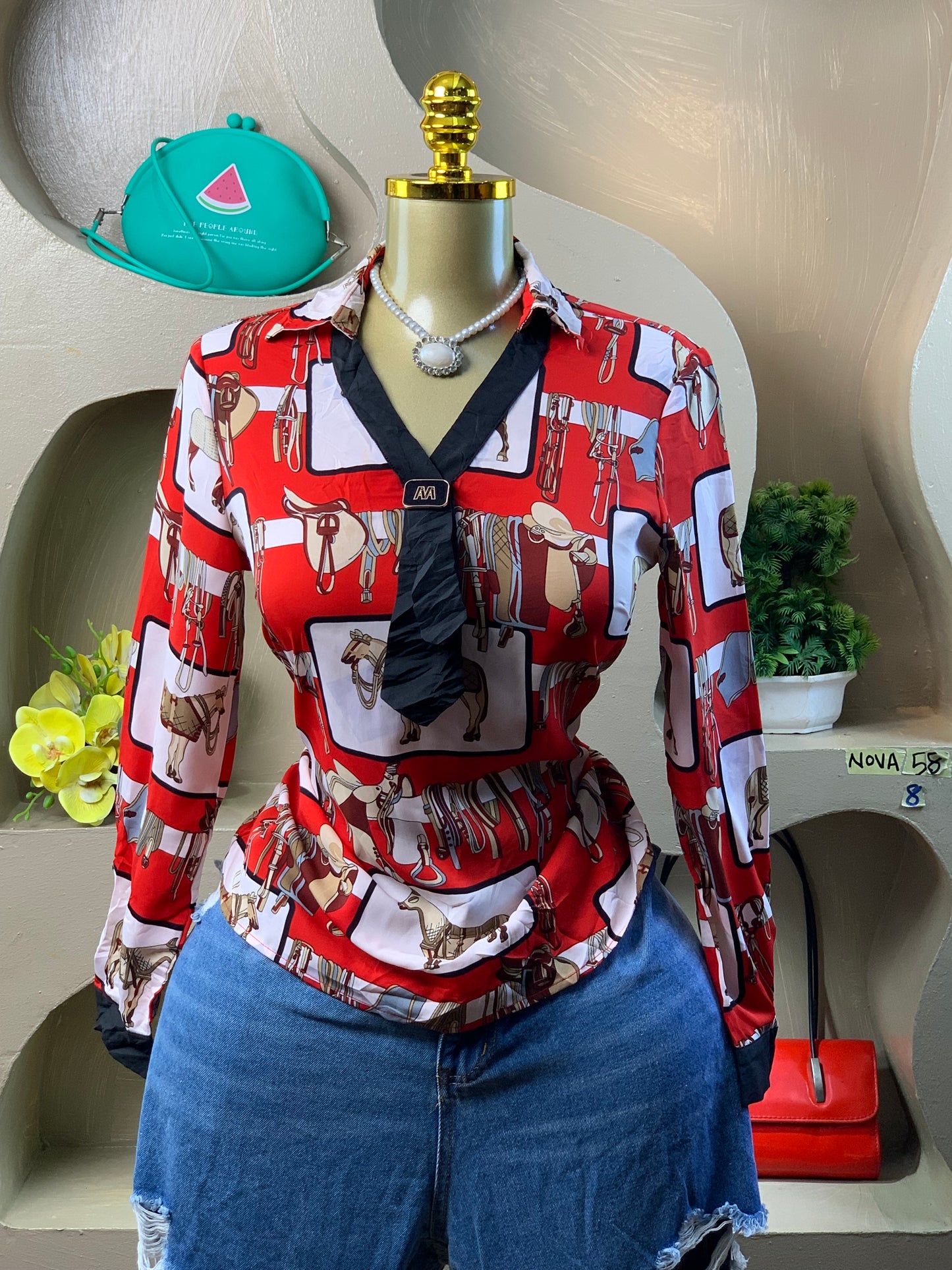 SIZE8 NOVA58 (little stain)