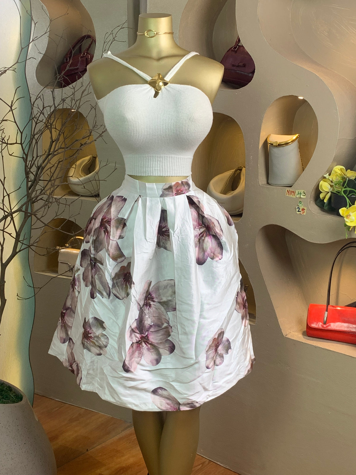 NIMI43 SIZE8 Length25(skirt only)