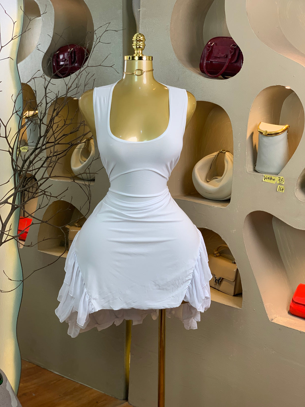WALK-IN76 SIZE14 white dress