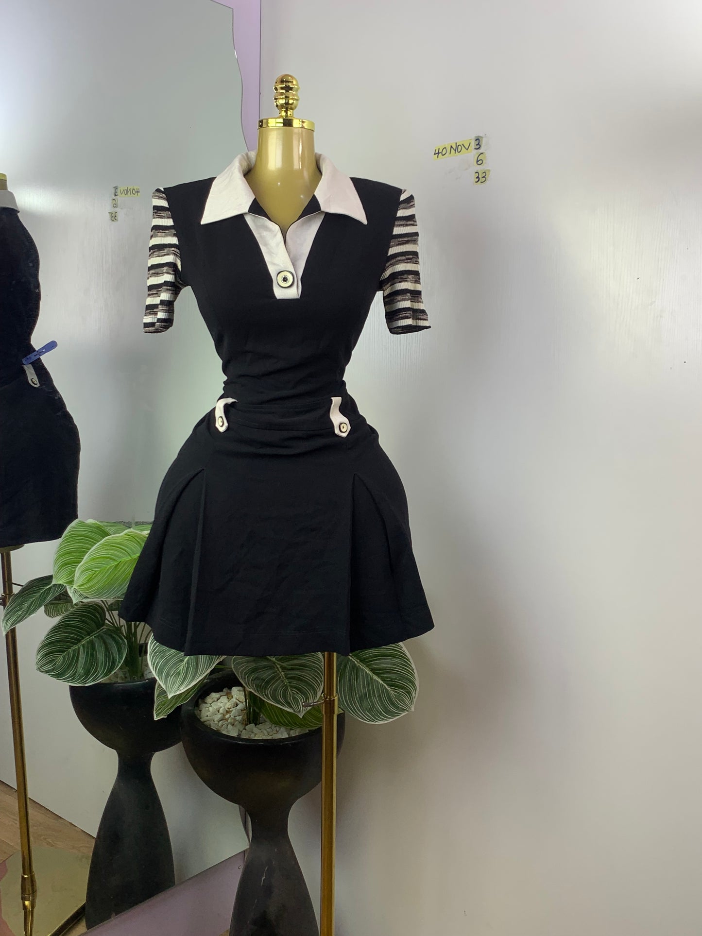 SIZE6 40NOV3 Length33