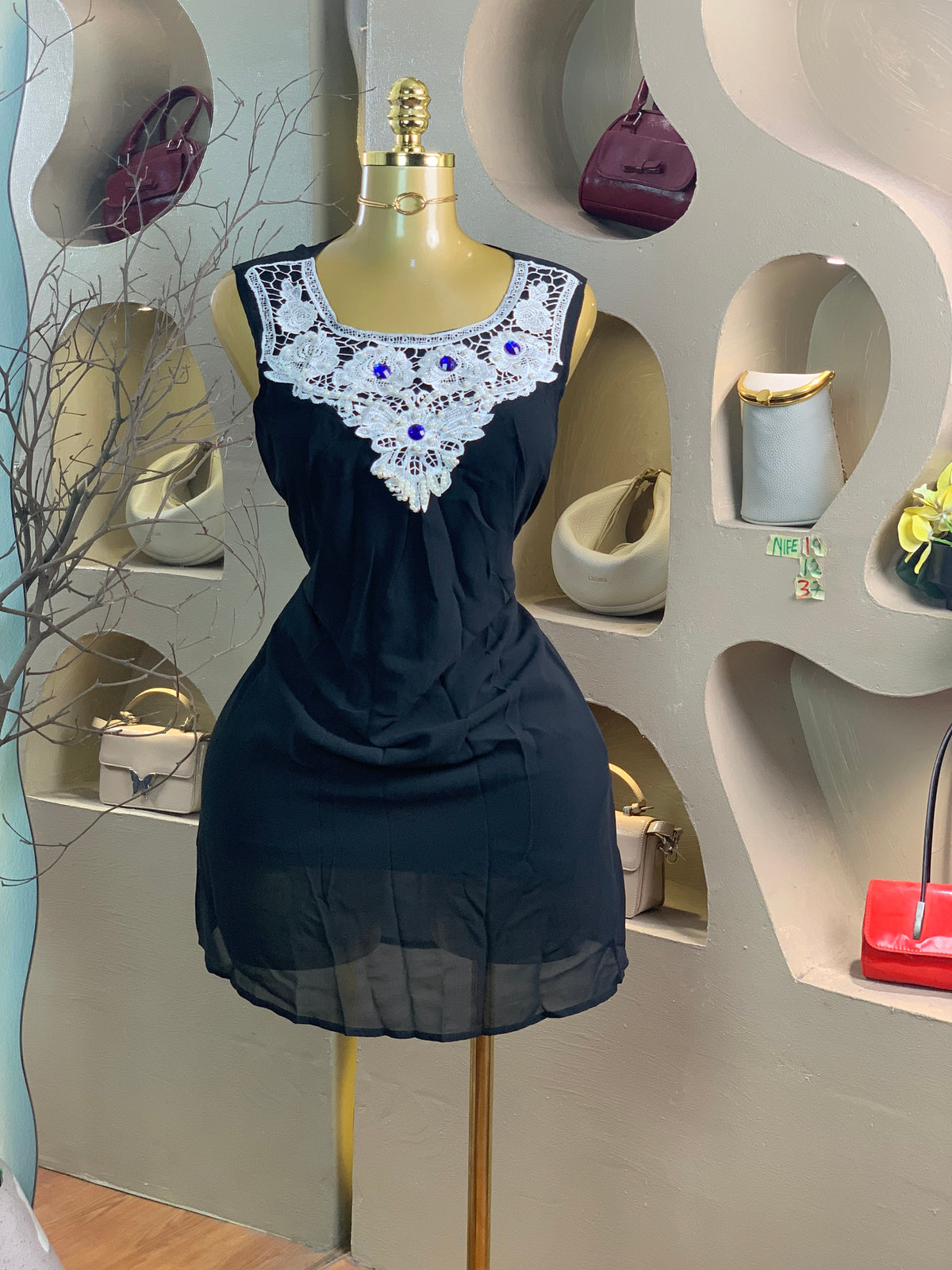 NIFE19 SIZE12 Length37 black dress