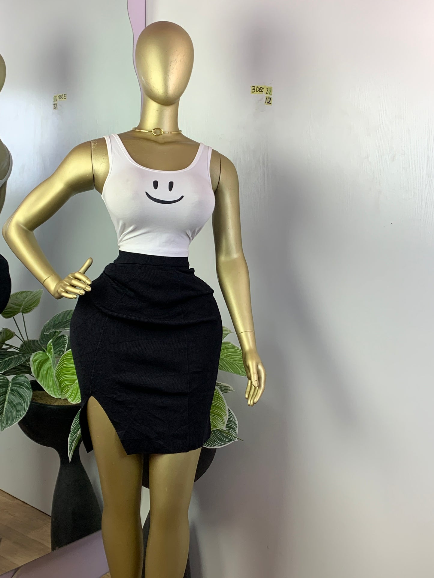 SIZE12 3DEC22(skirt only)