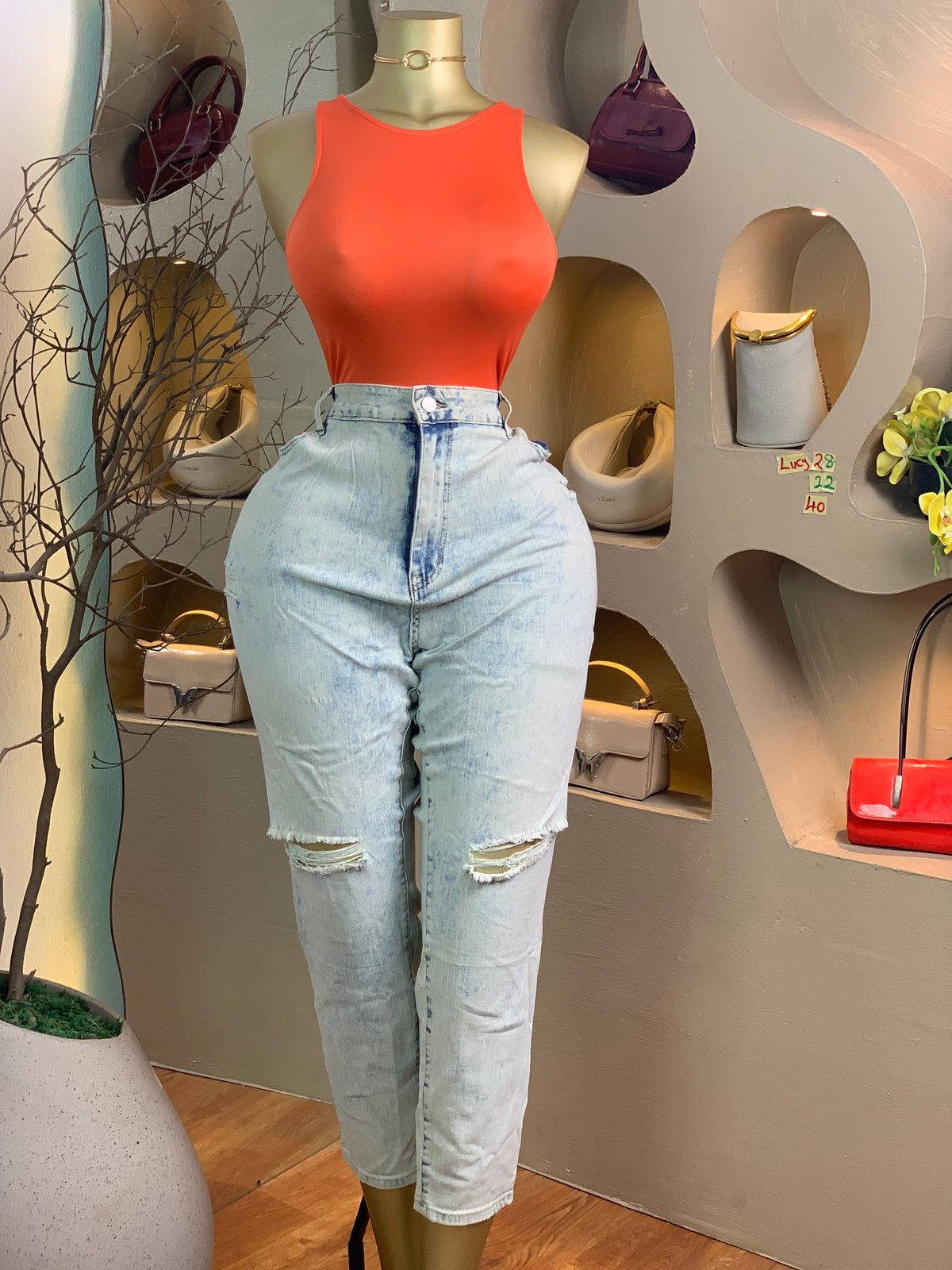 LUCY28 SIZE22 Length40