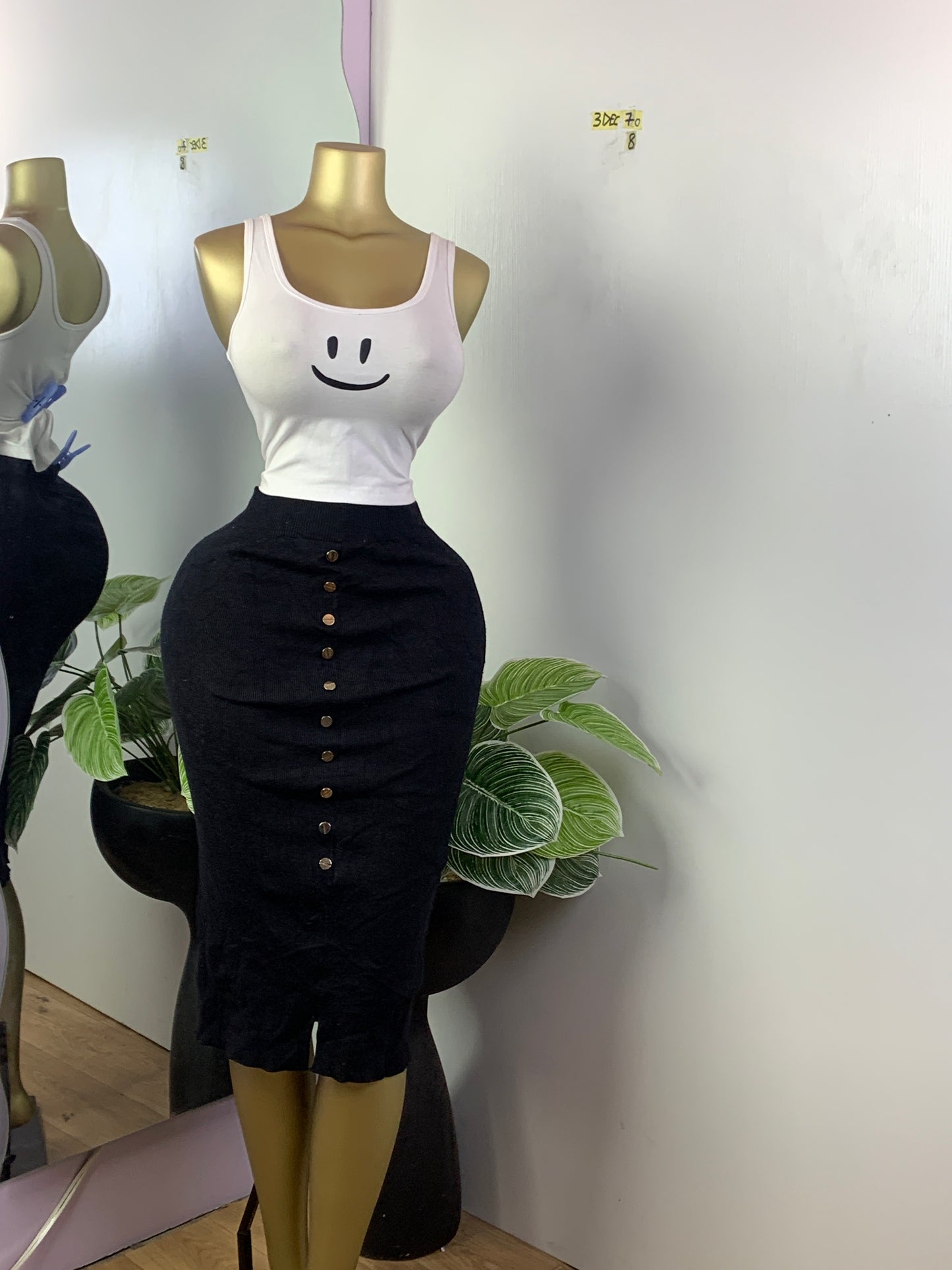 SIZE8 3DEC70(skirt only)