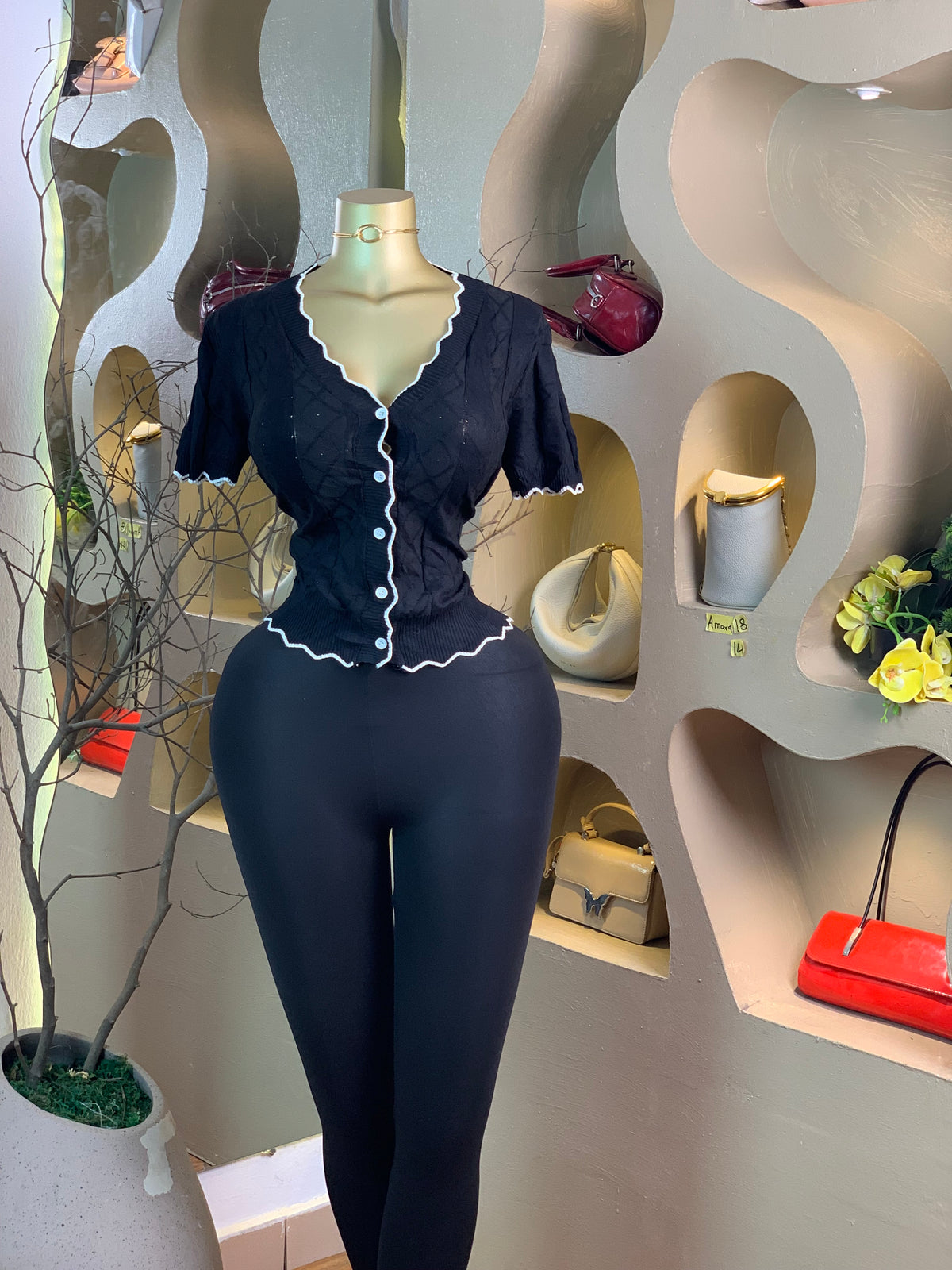 AMARA18 SIZE14 top only