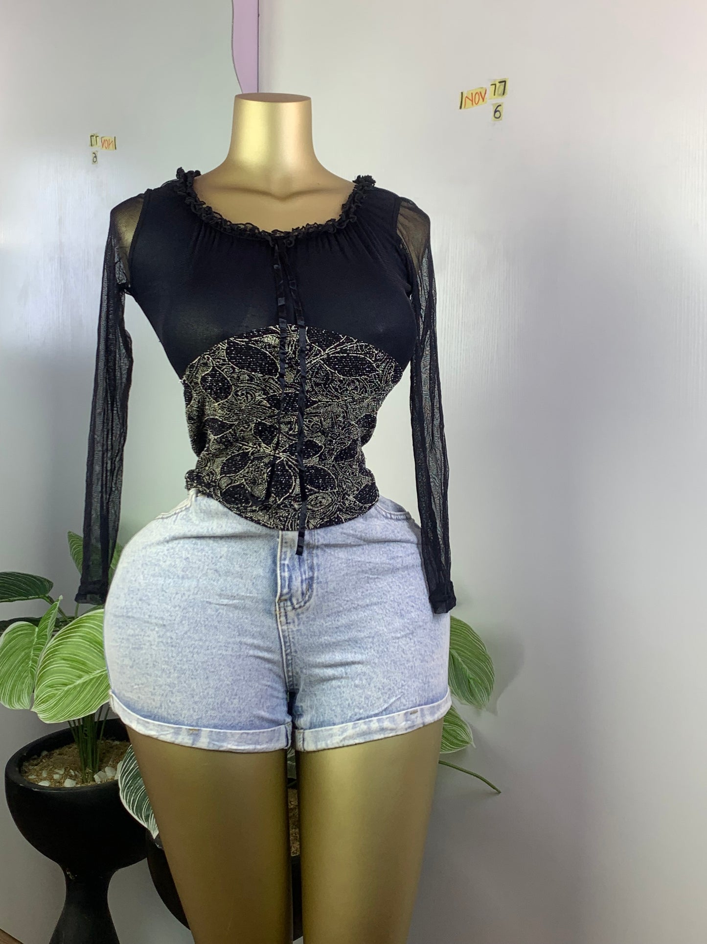 SIZE6 1NOV77(top only)