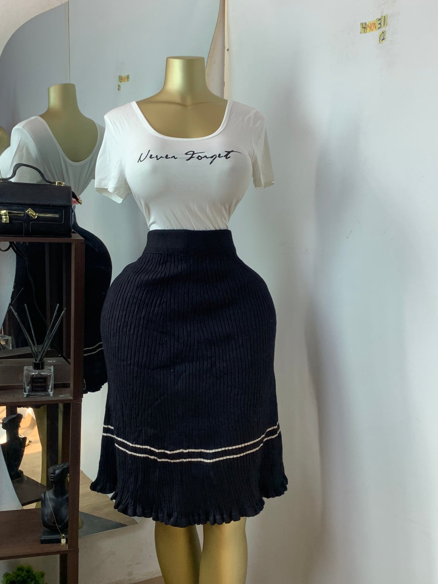 SIZE12 4NOV31(top only)