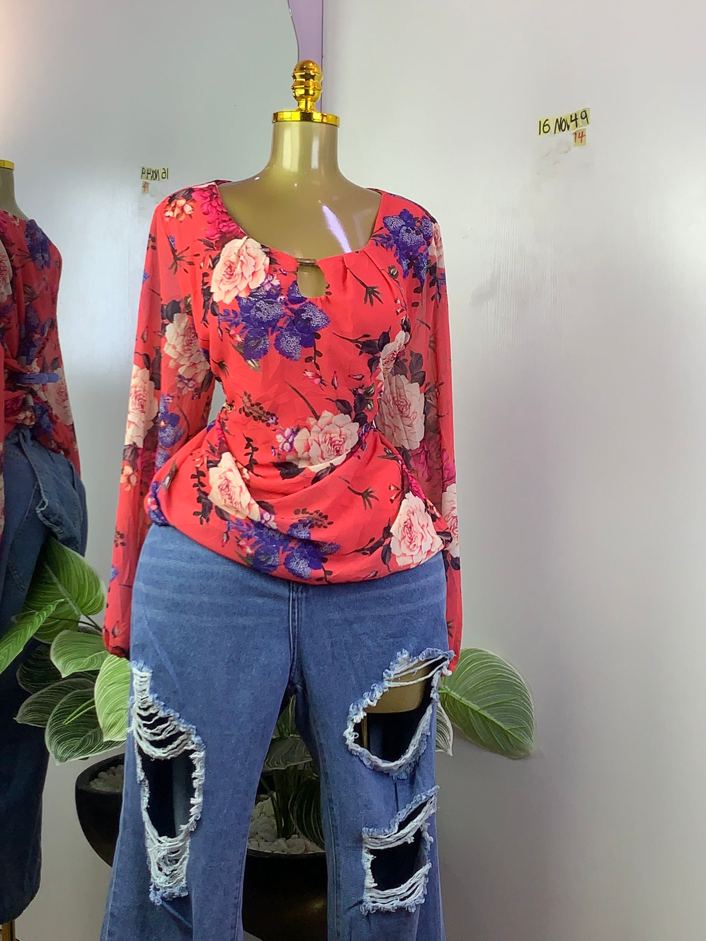 SIZE14 16NOV49(top only)