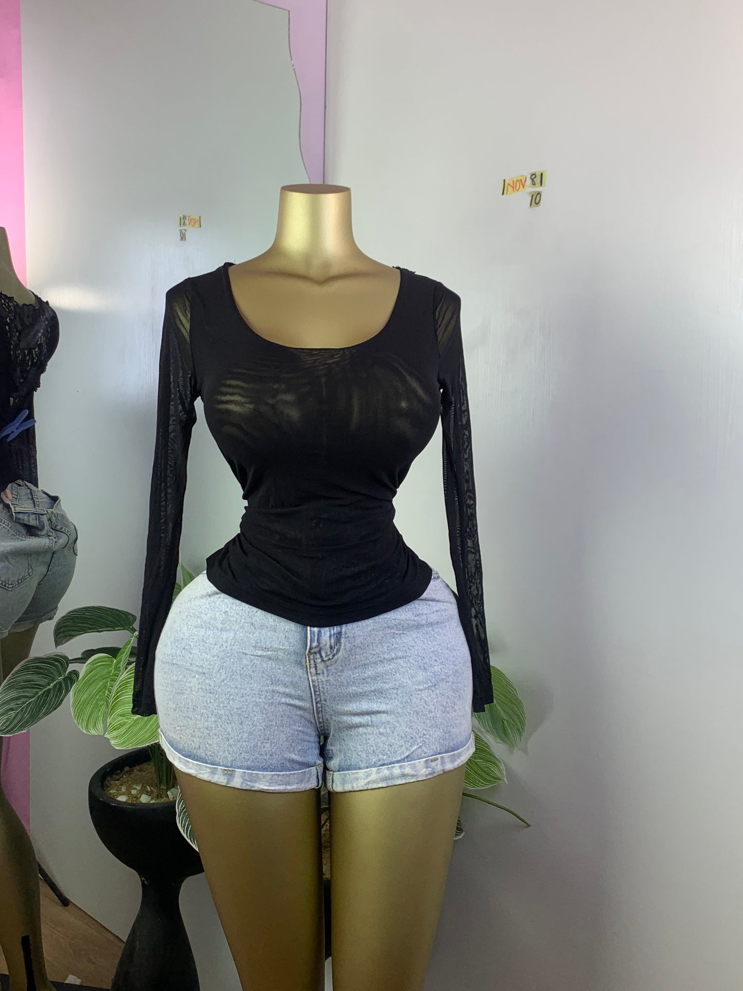 SIZE10 1NOV81(top only)