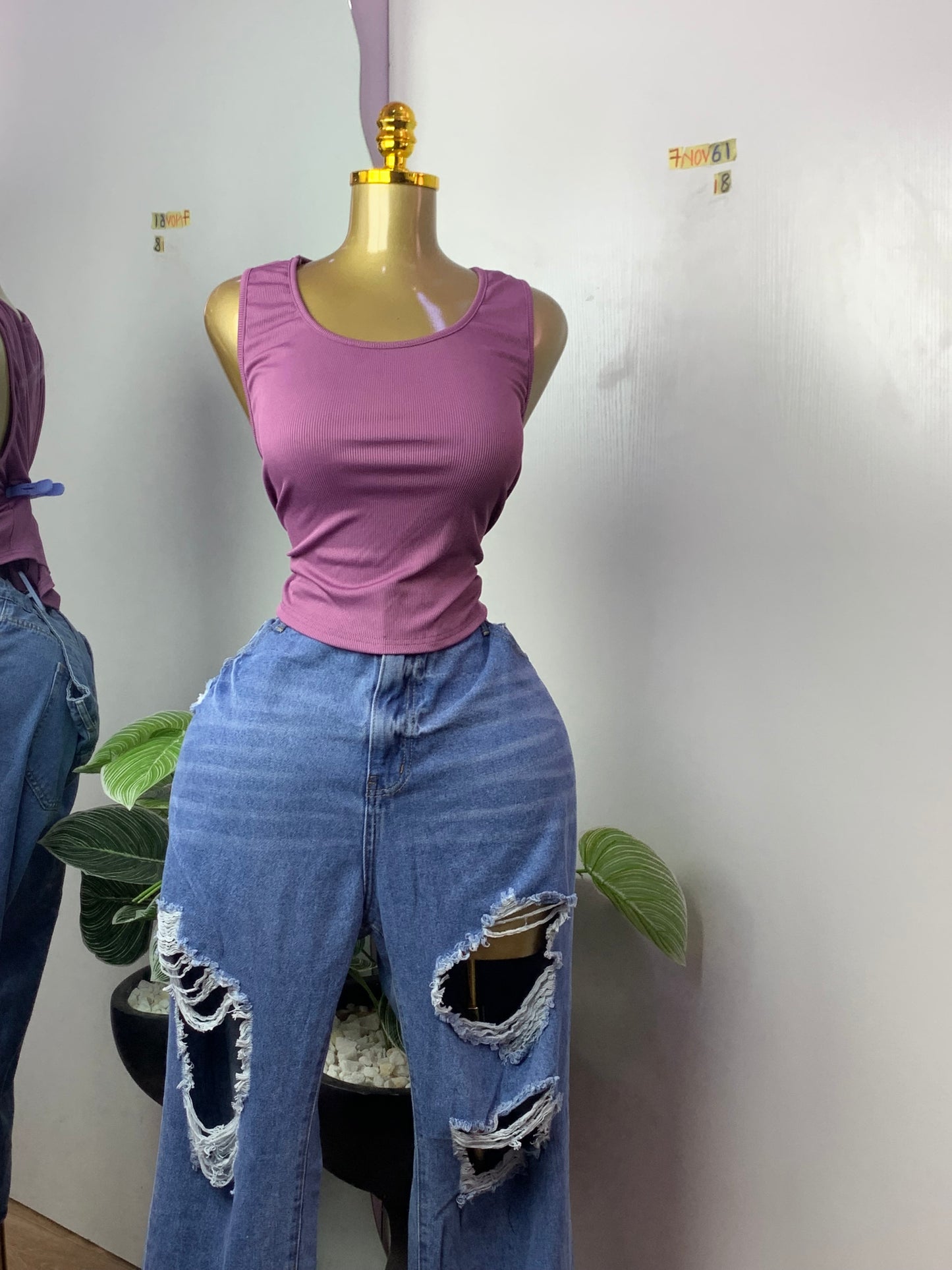 SIZE18 7NOV61(top only)