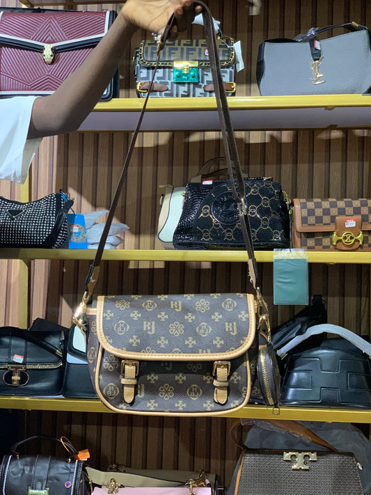 BAG 013