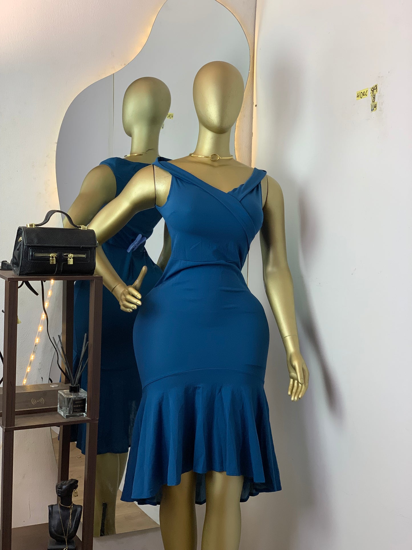 SIZE8 4DEC89 Length44