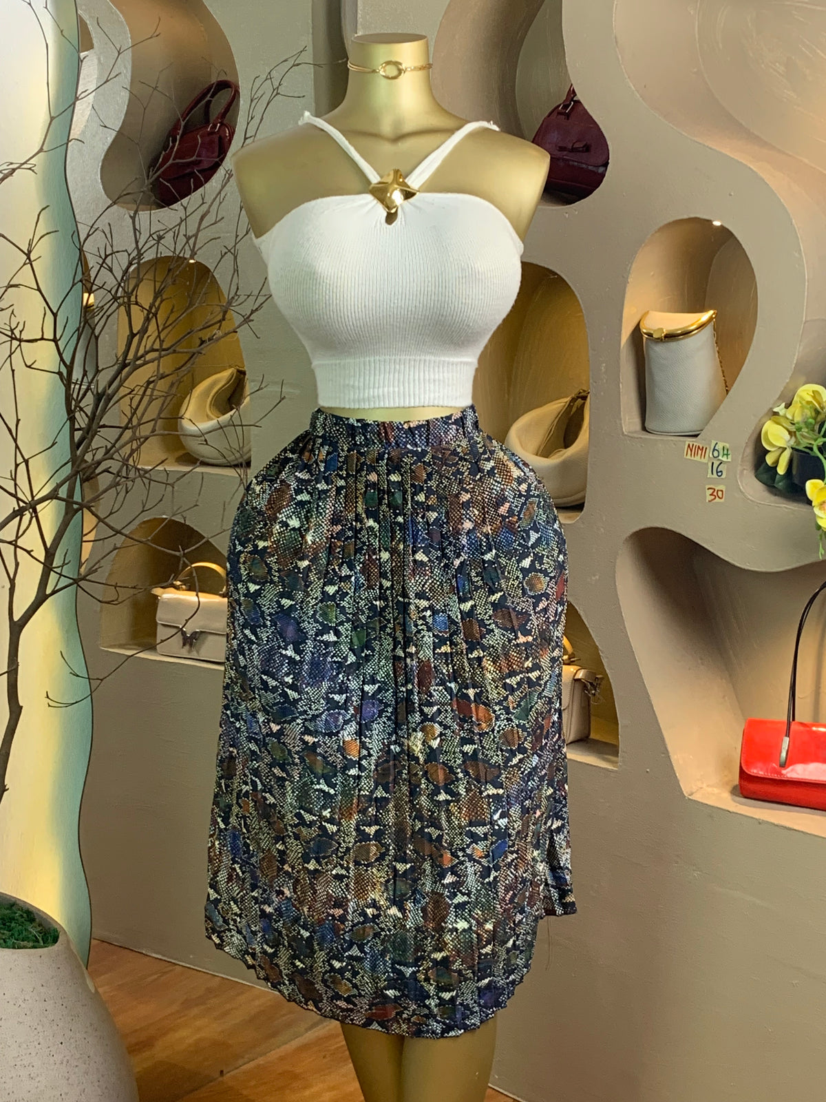 NIMI64 SIZE16 Length30(skirt only)