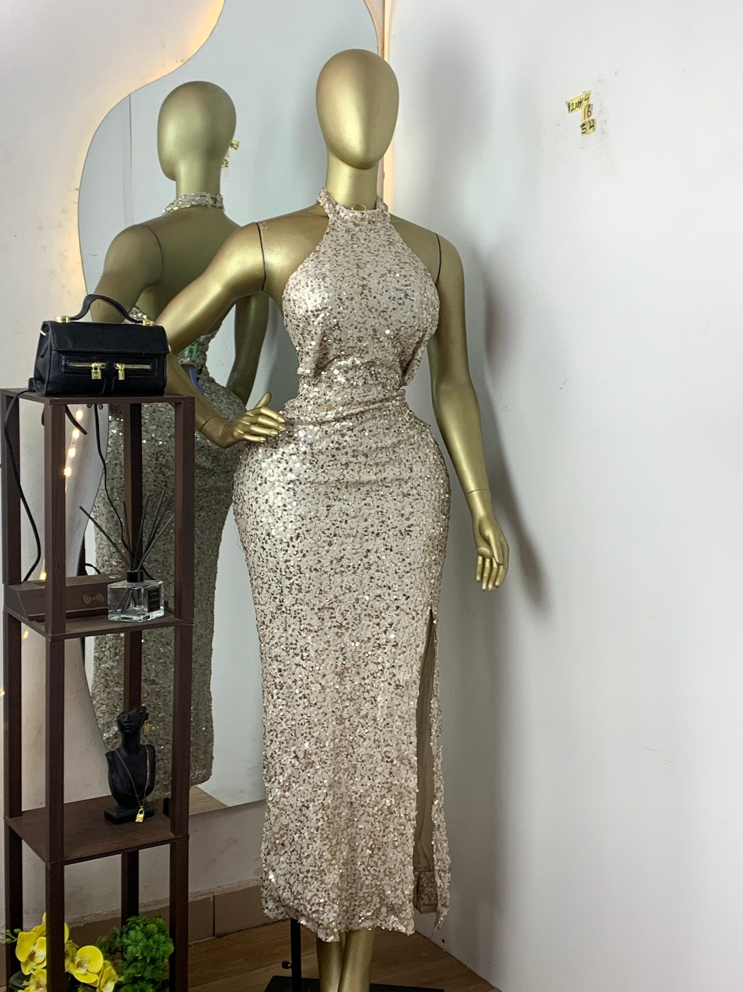 SIZE16 12NOV4 Length54