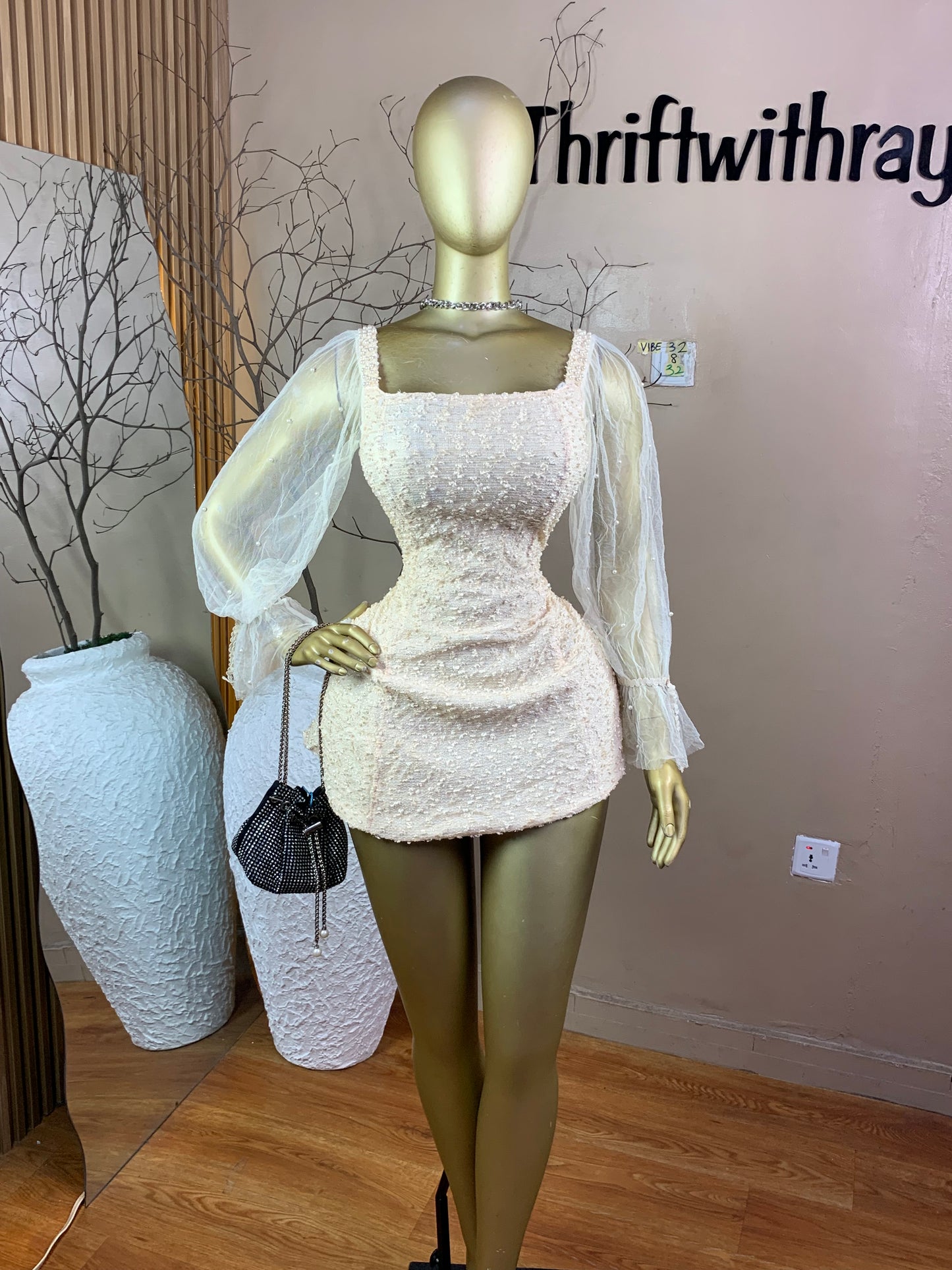 SIZE8 VIBE32 Length32(cream)