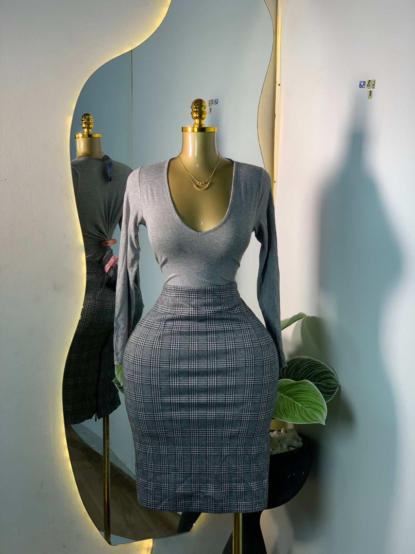 SIZE8 6P83B (Skirt Only)