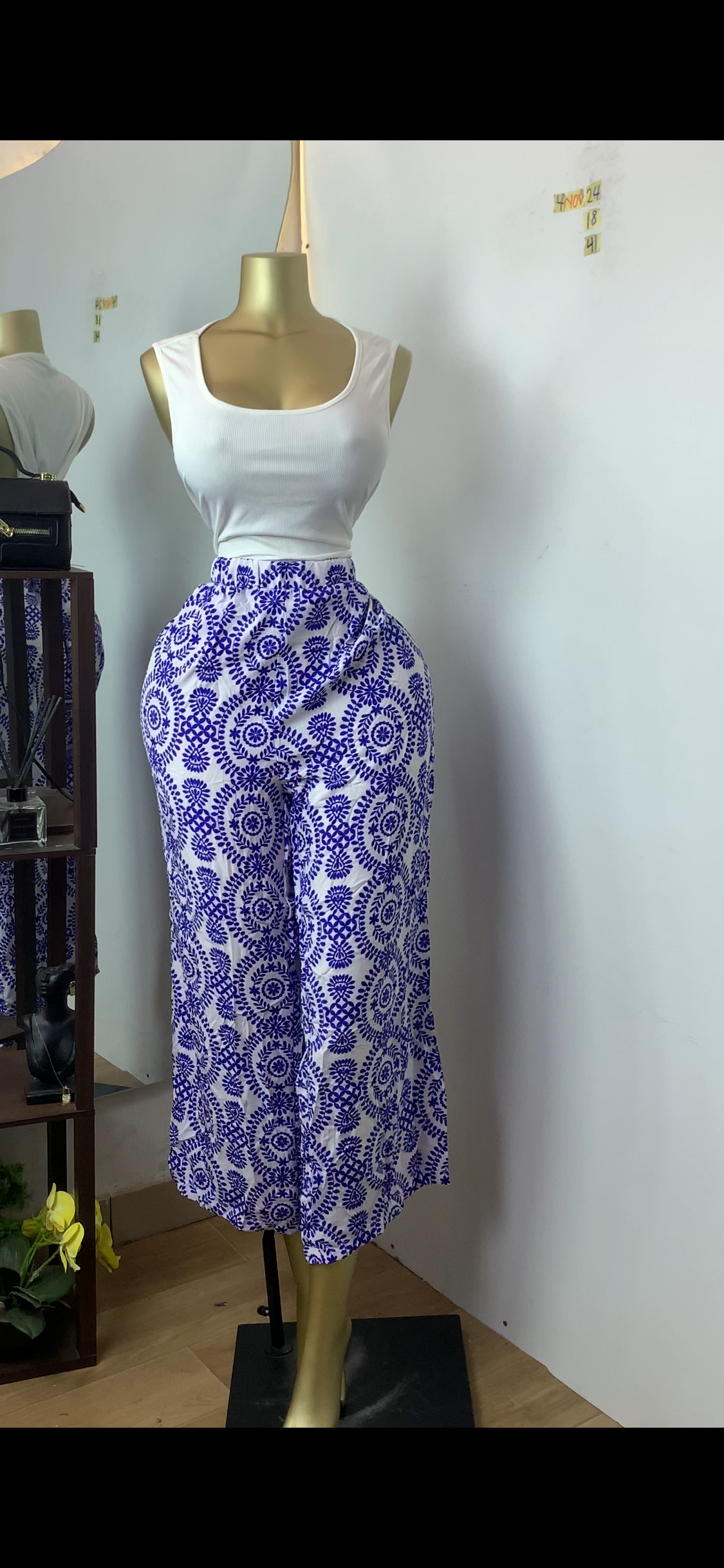 SIZE18 4NOV24(top only)