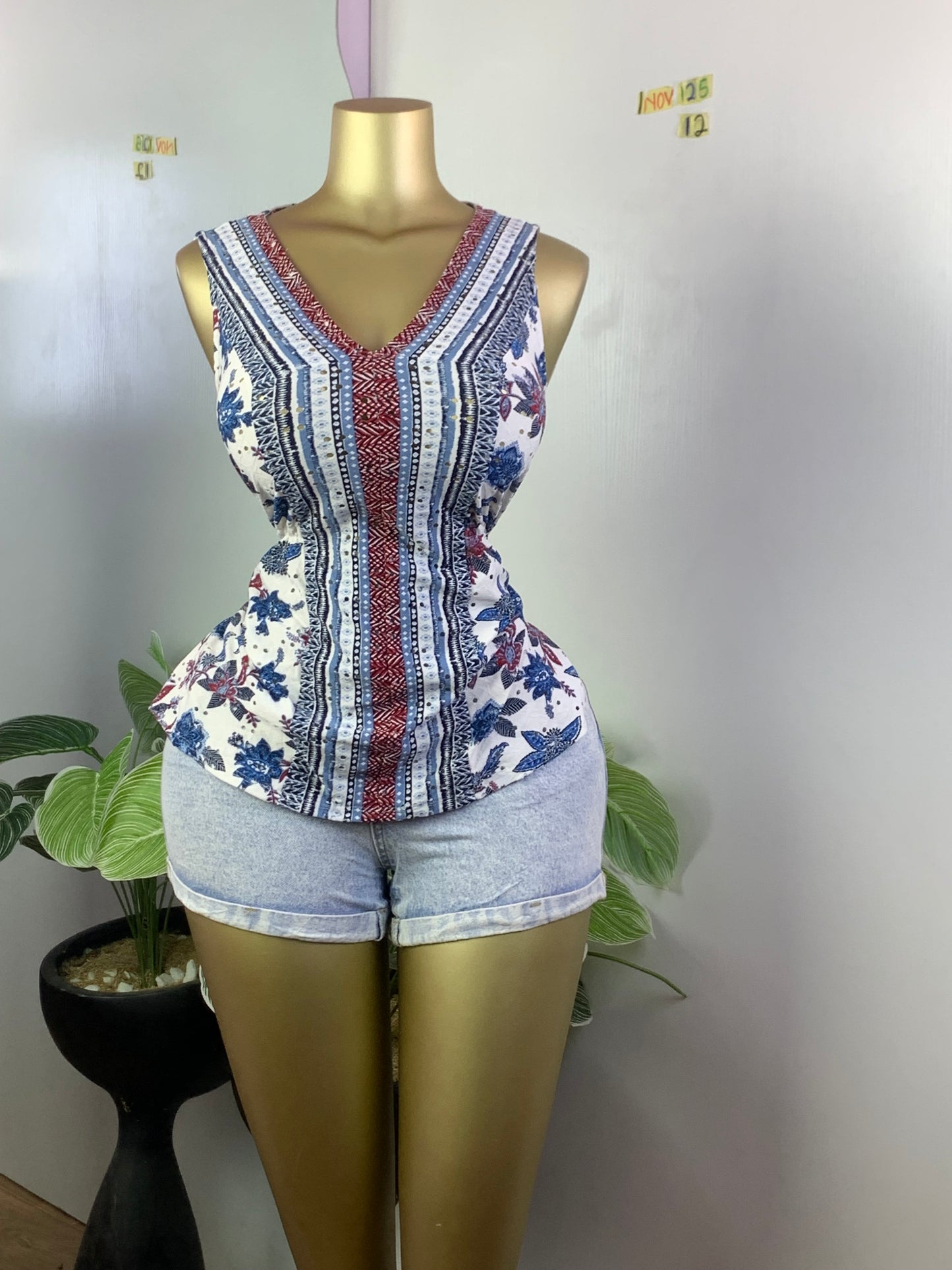 SIZE12 1NOV125(top only)