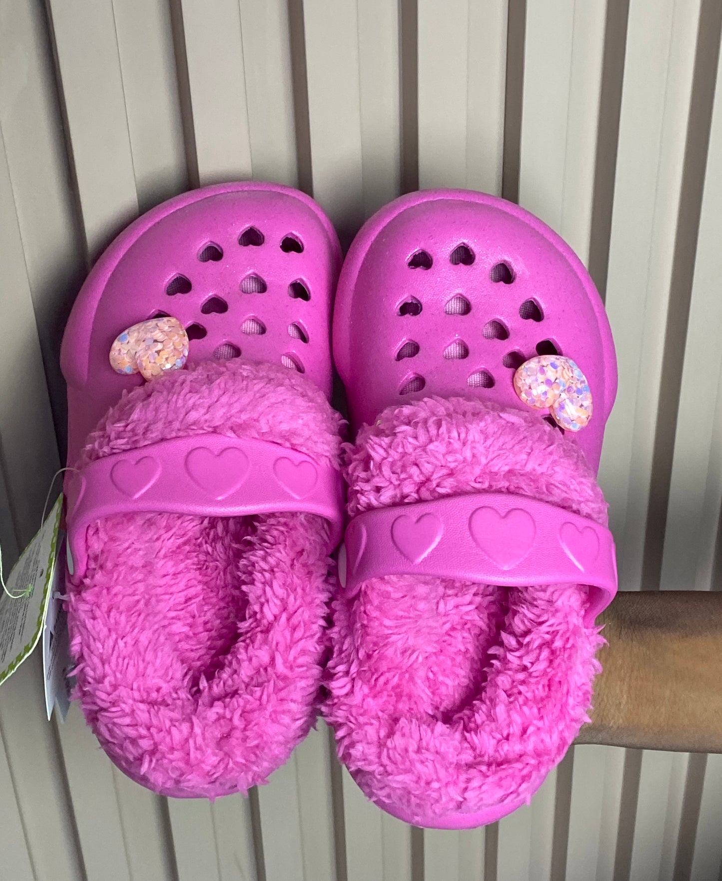 SIZE28 CROCS 4