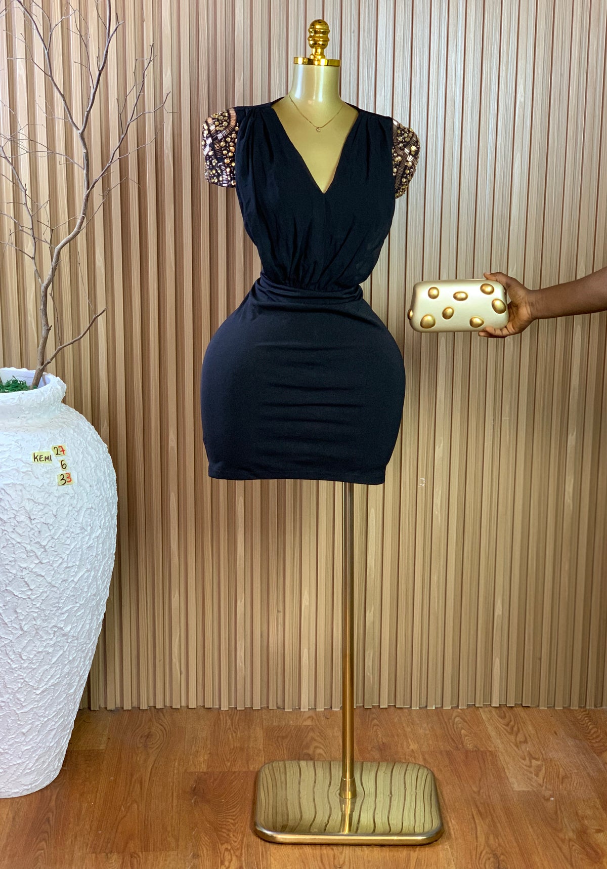 KEMI27 SIZE6 Length33 black dress