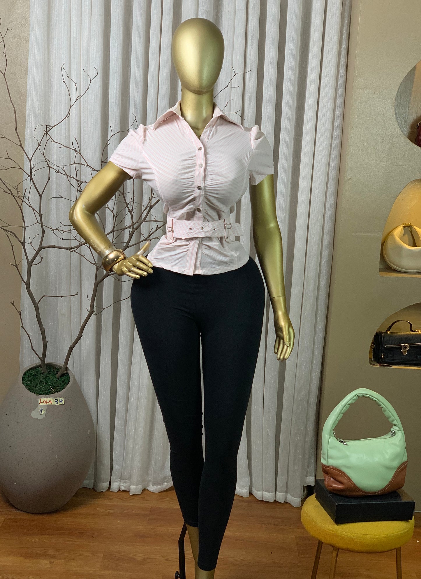 LOLA34 SIZE8 Top only
