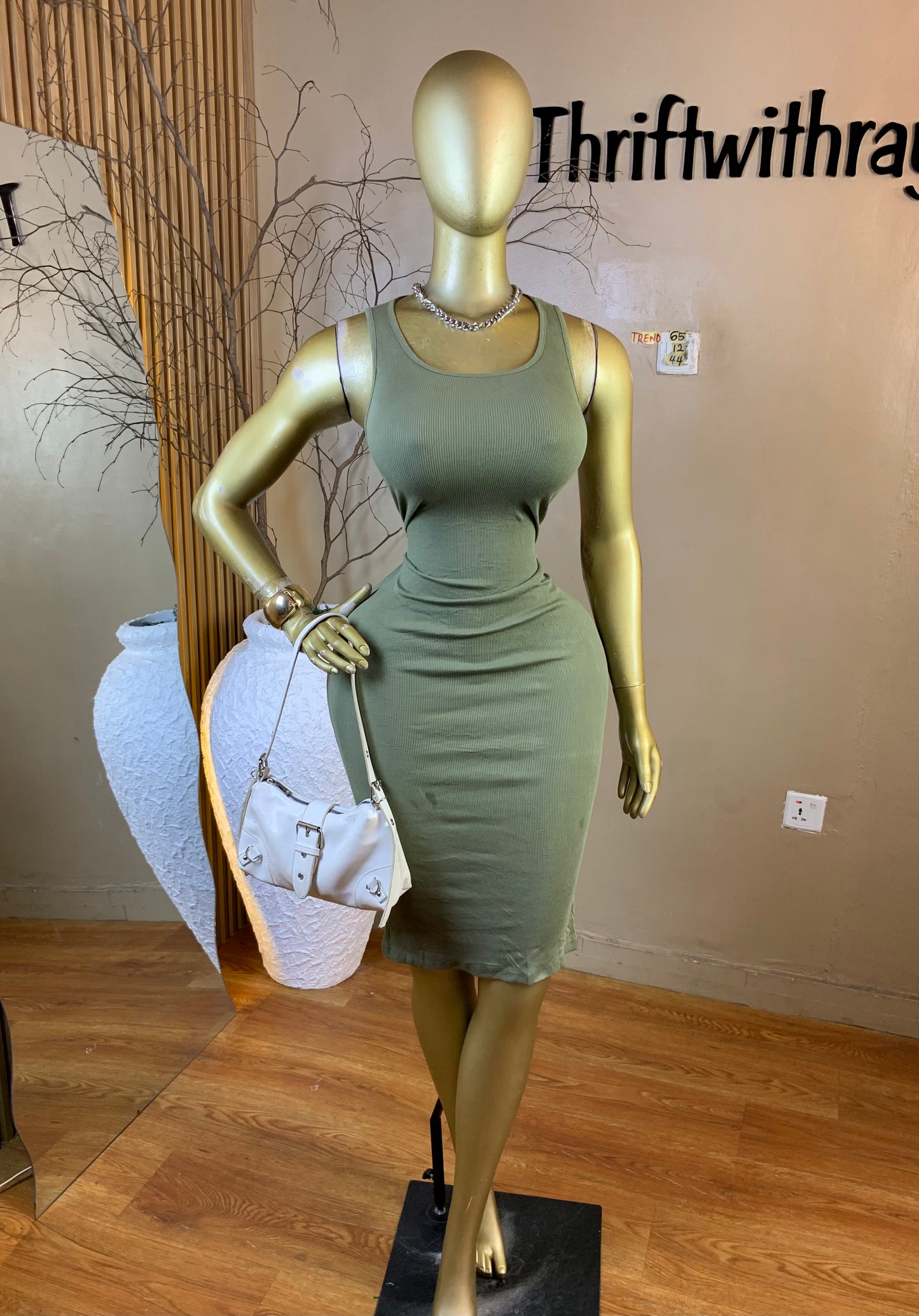 TREND65 SIZE12 Length44 green dress