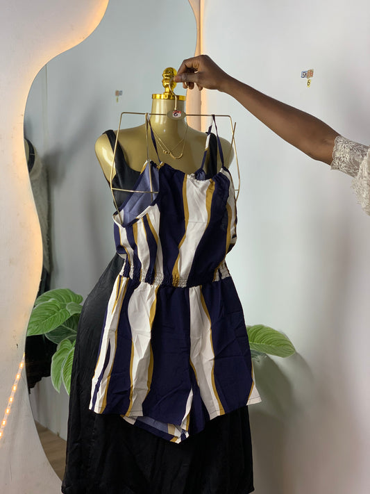 SIZE6 5K86 (play suit)