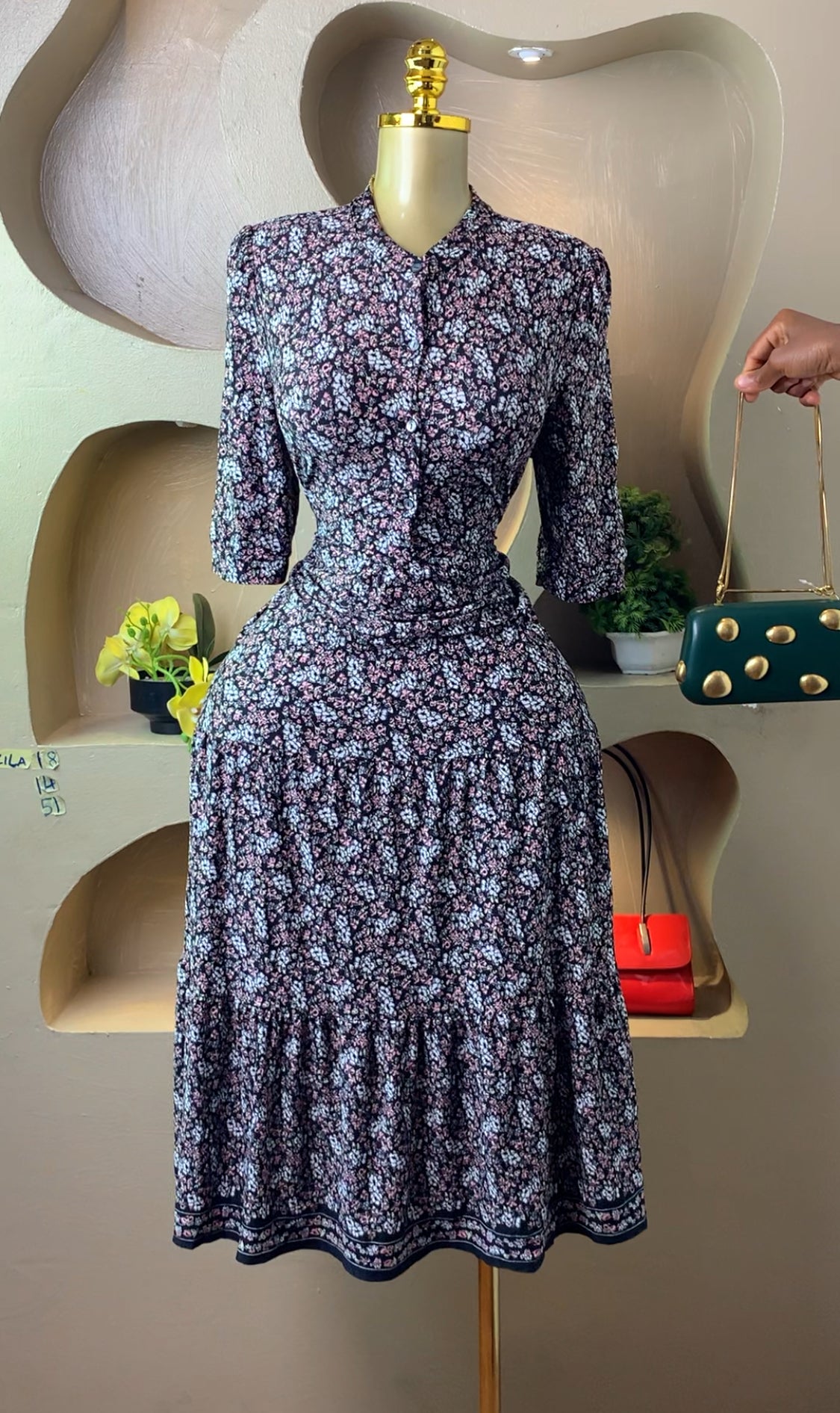 ZILA18 FLORAL DRESS SIZE14 Length51