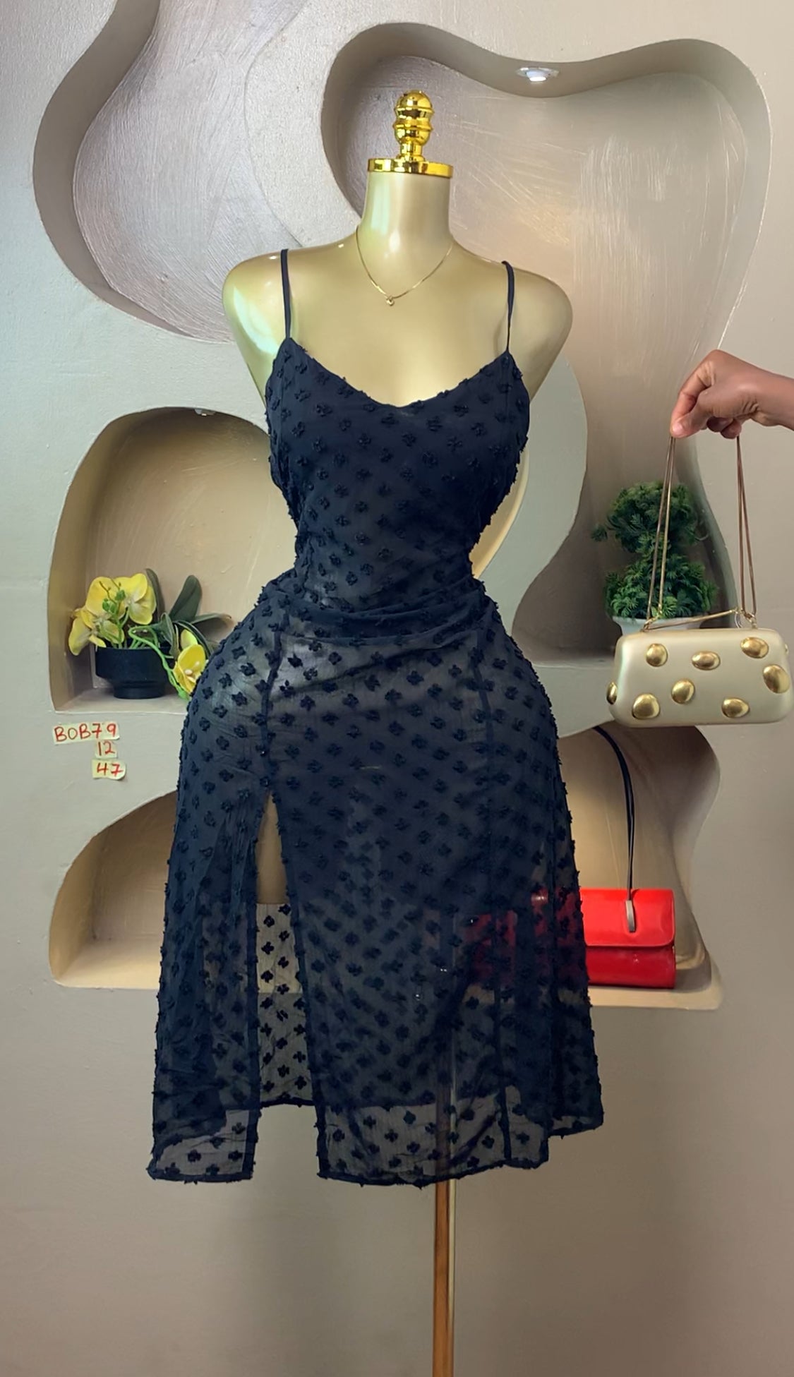 BOB79 SIZE12 Black DRESS Length47
