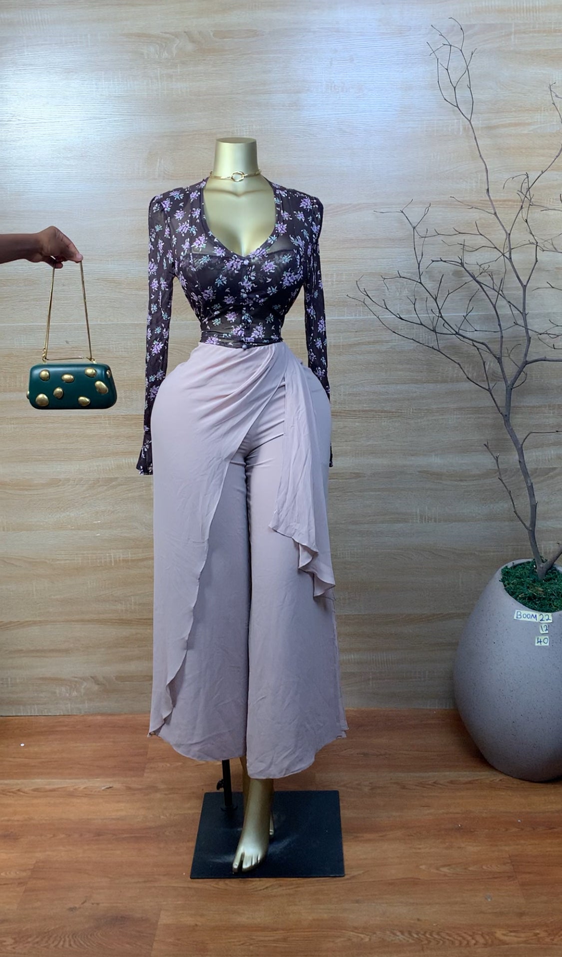 SIZE12 BOOM22 Floral Mesh Top