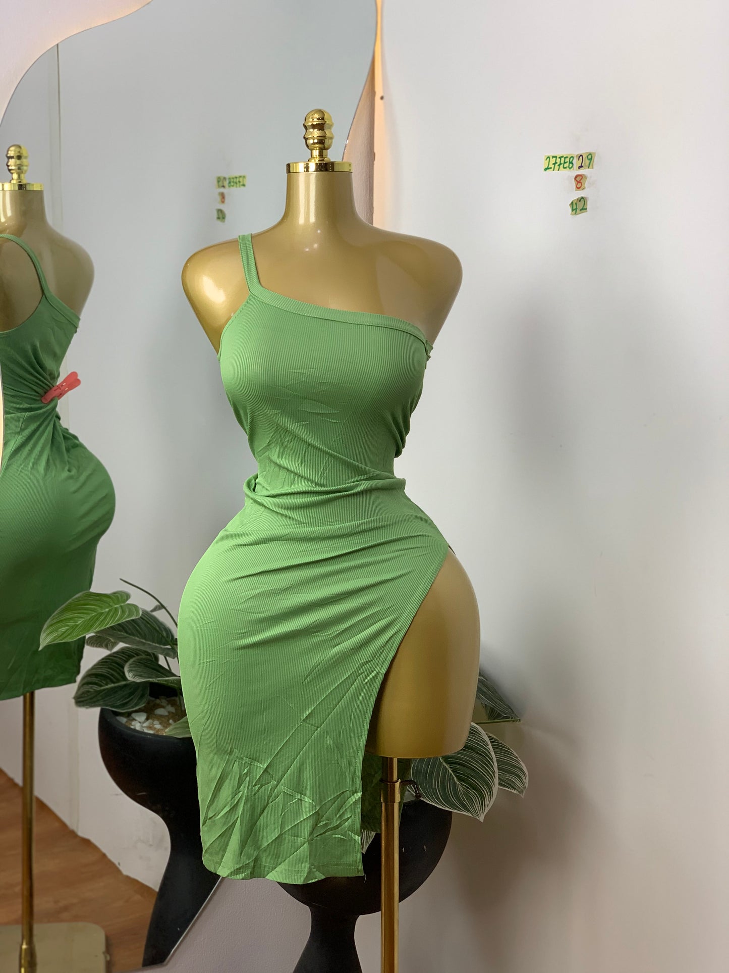 SIZE8 27FEB29 Length42