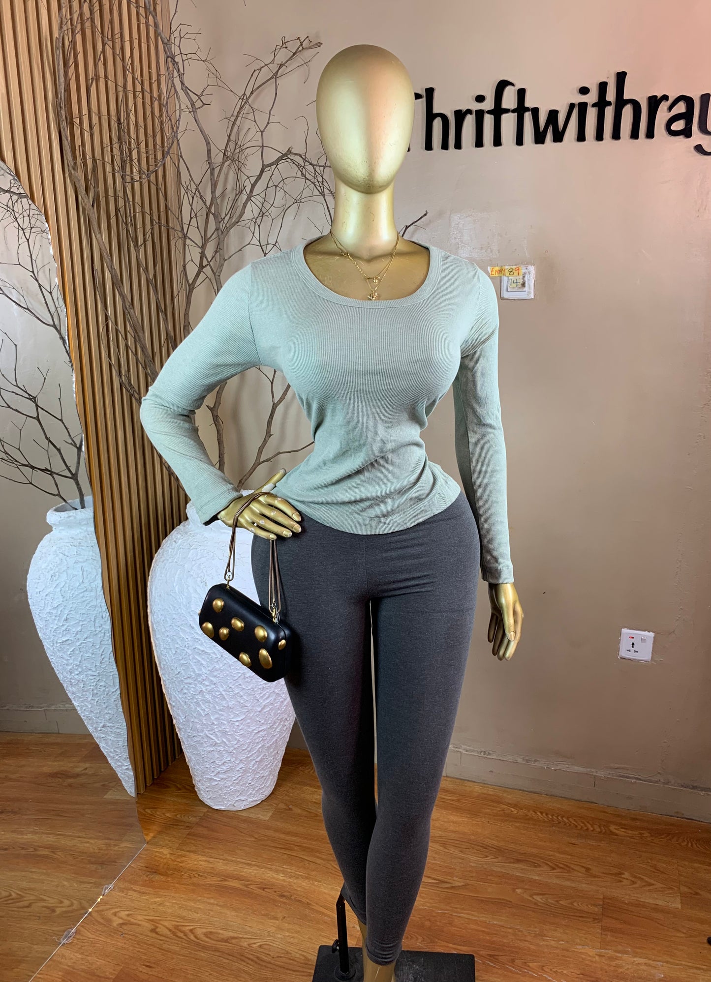 ENNY89 SIZE14(Top only)