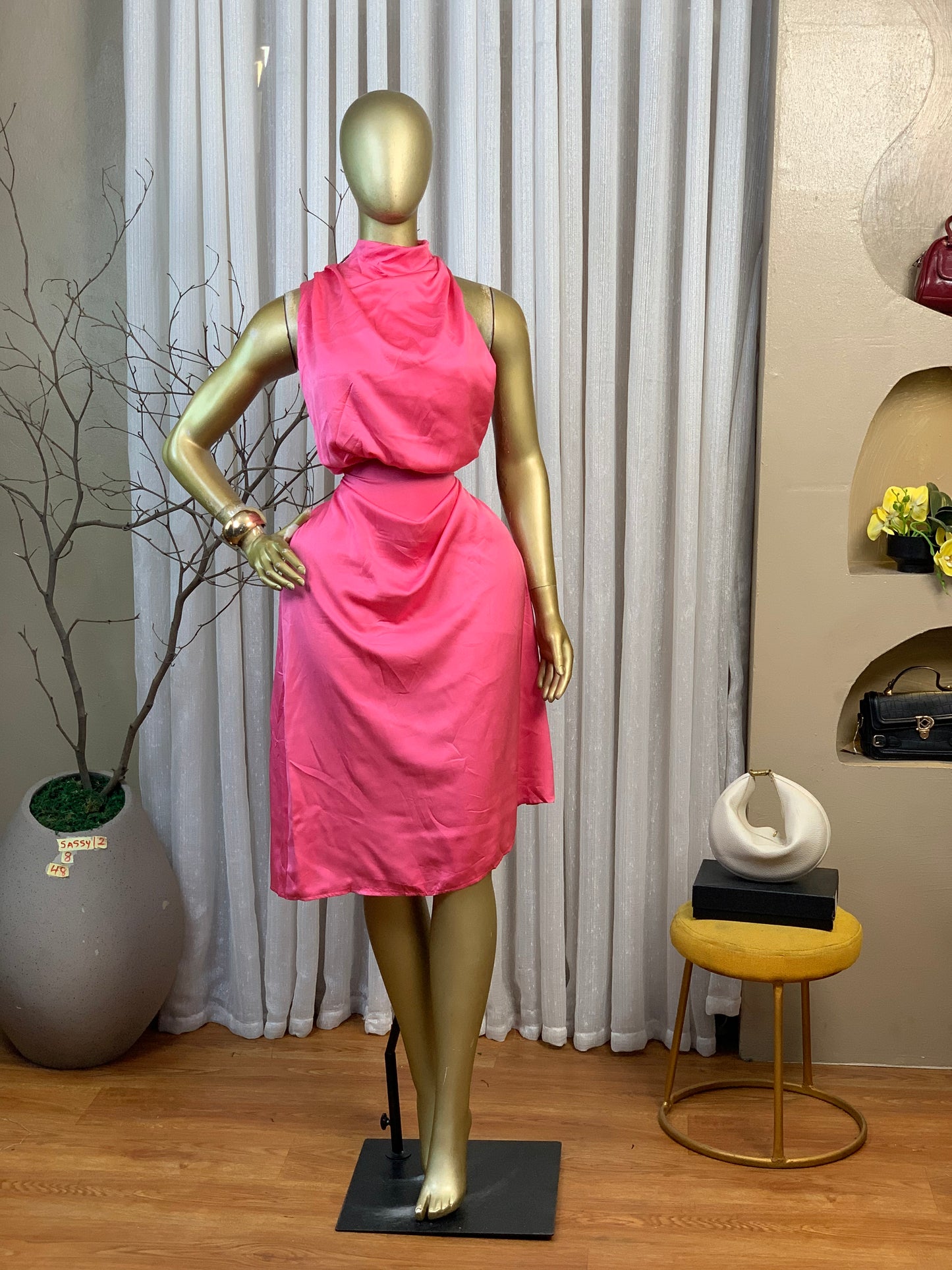 SASSY12 SIZE8 Pink DRESS Length48