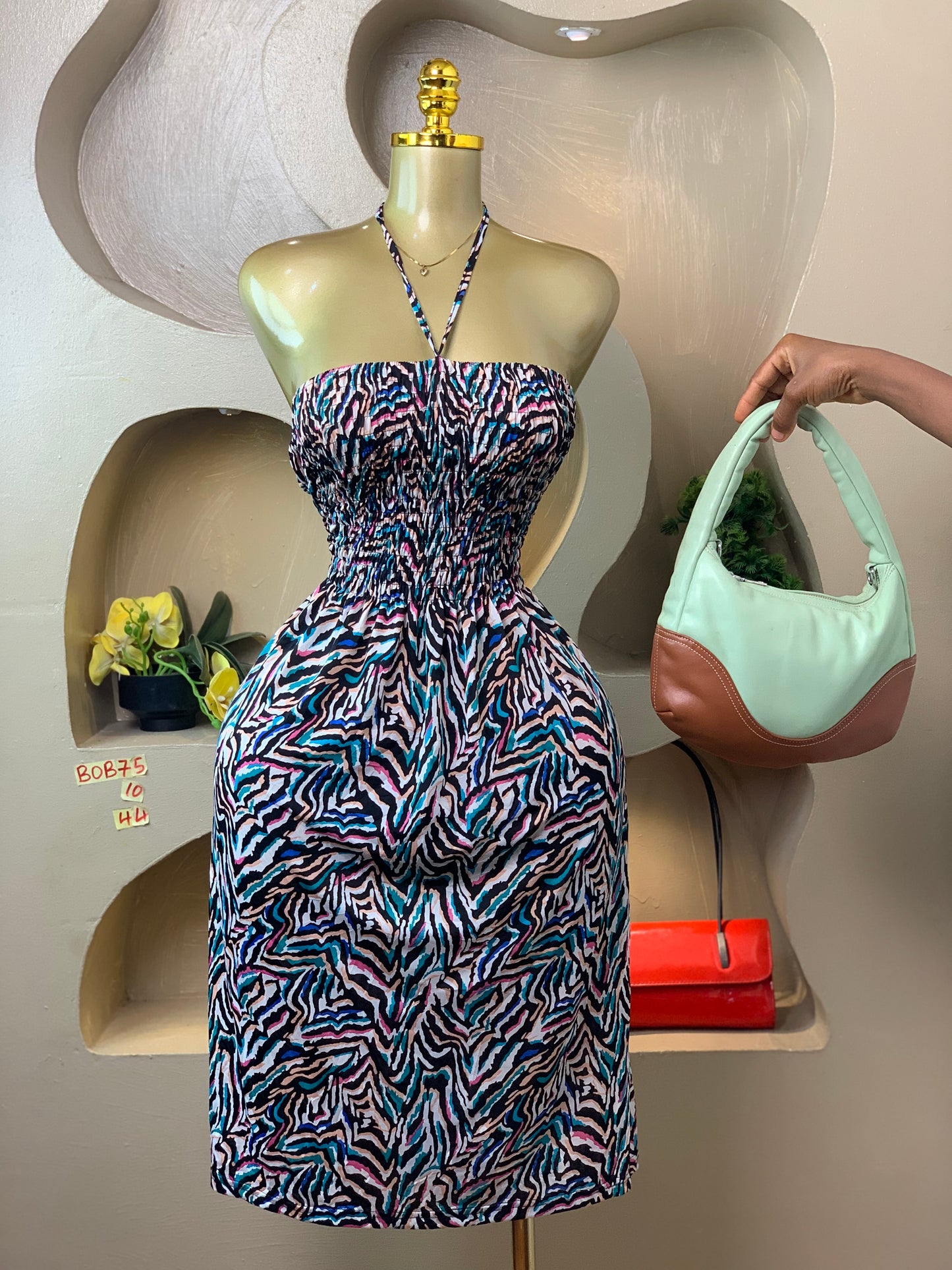 BOB75 SIZE10 DRESS Length44