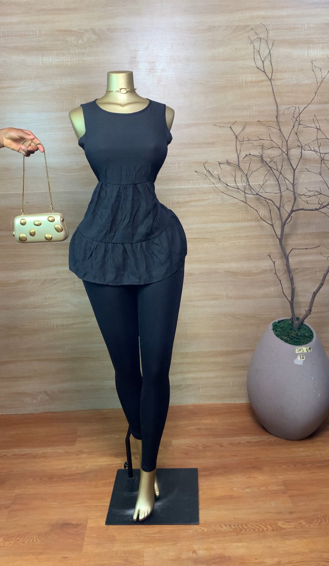 SIZE12 JAY69 Black TOP
