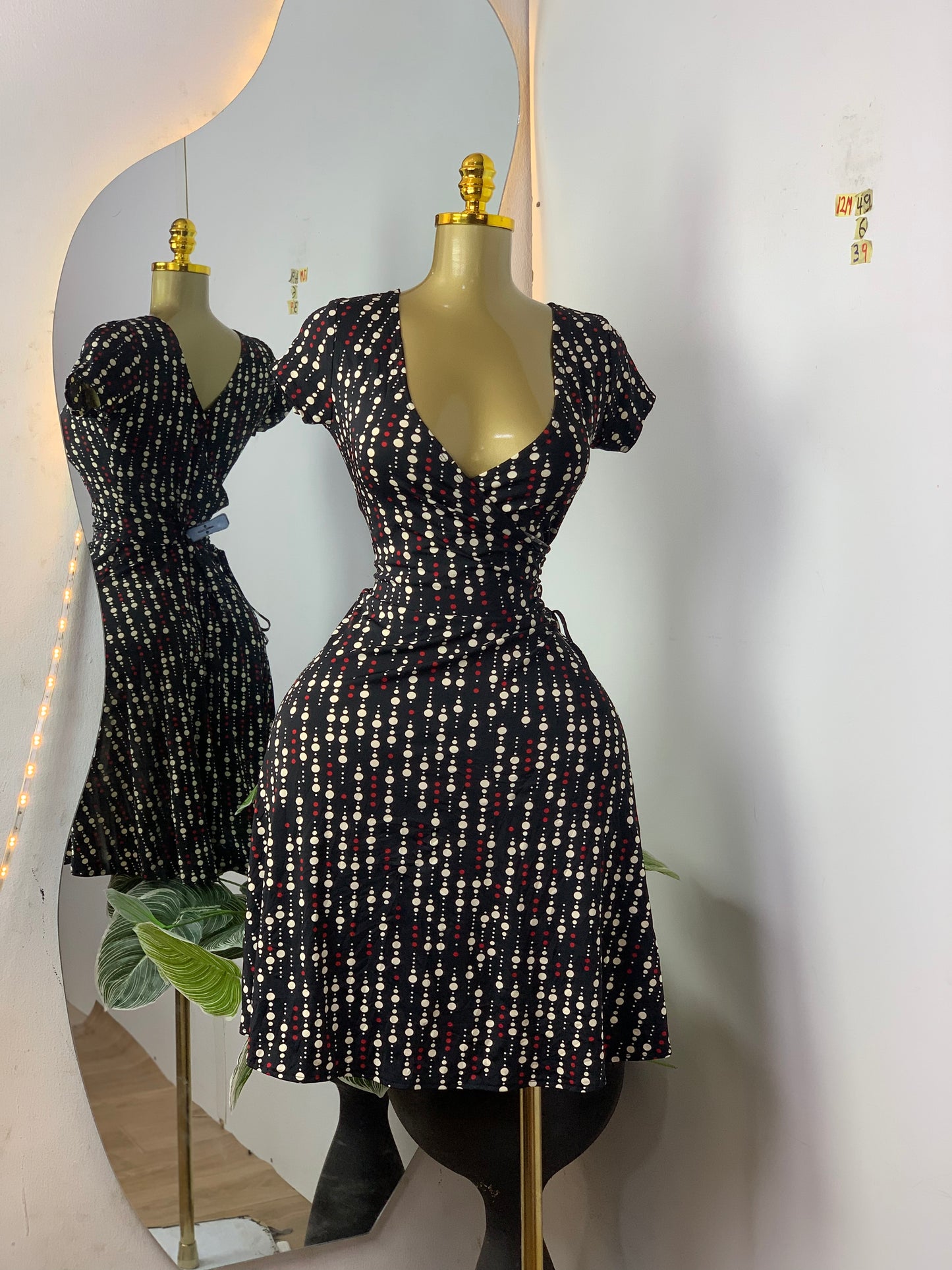 SIZE6 12M49 Length39