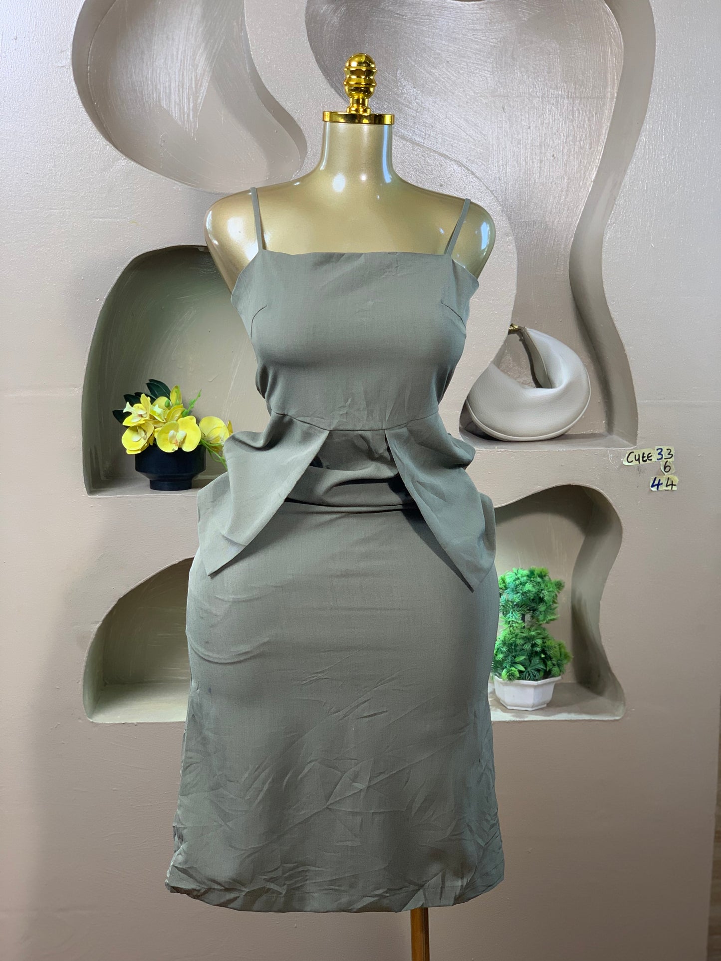 SIZE6 Cute33 Length44