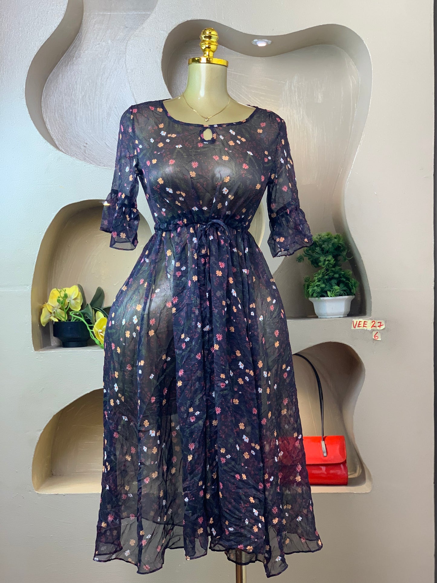 VEE27 SIZE6