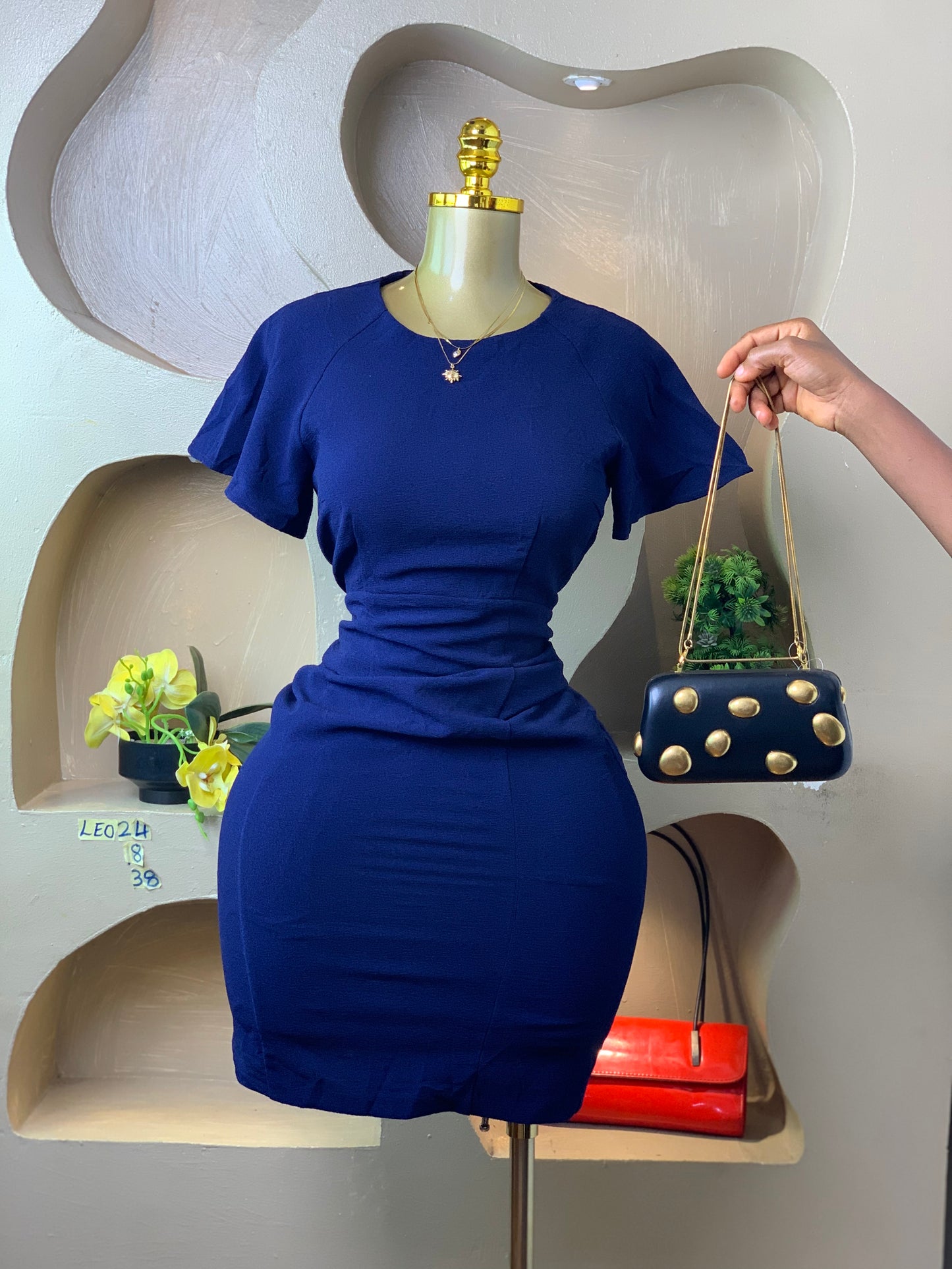 LEO24 CORPORATE DRESS SIZE8 Length38