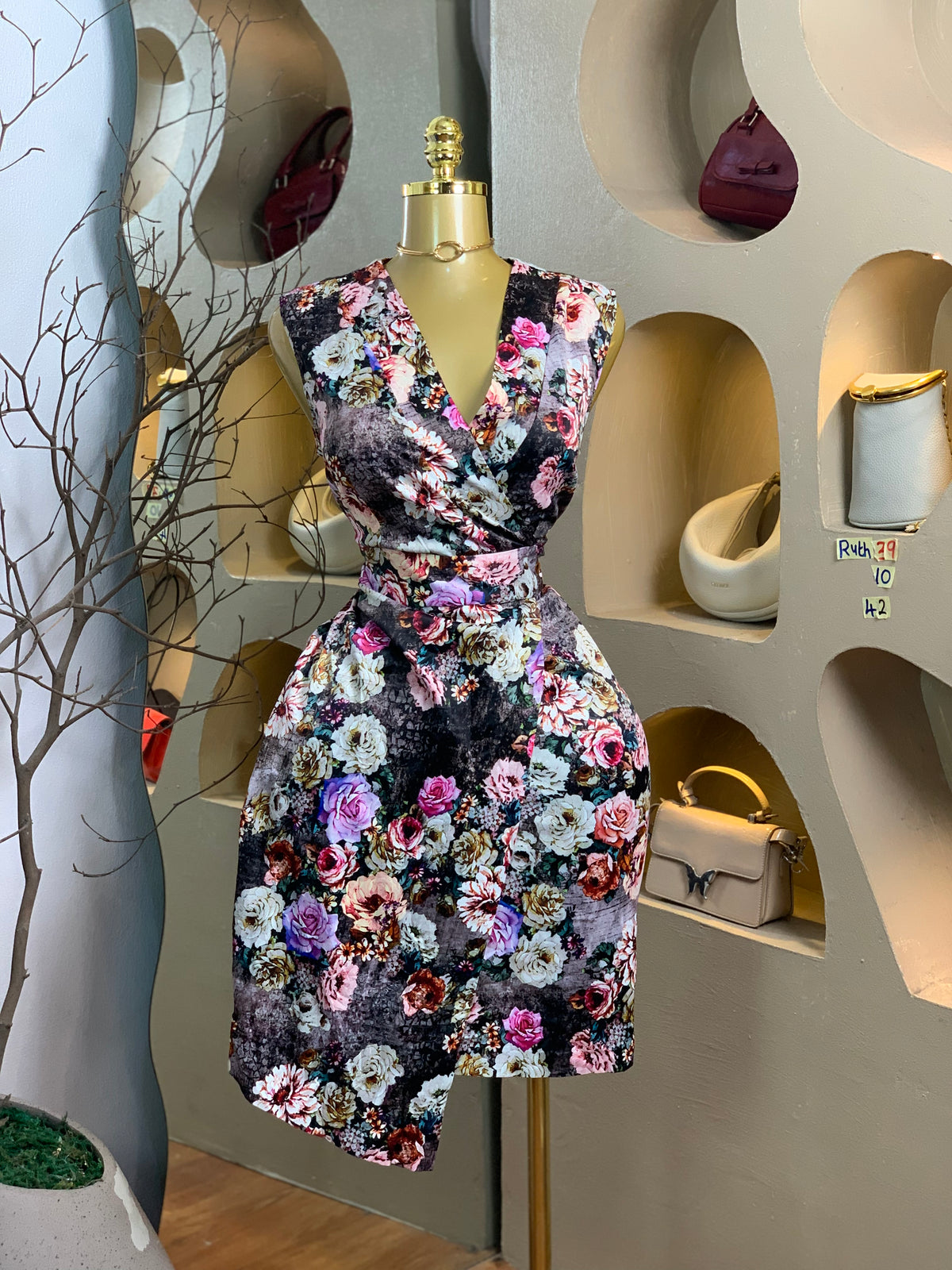 RUTH39 SIZE10 Floral DRESS Length42