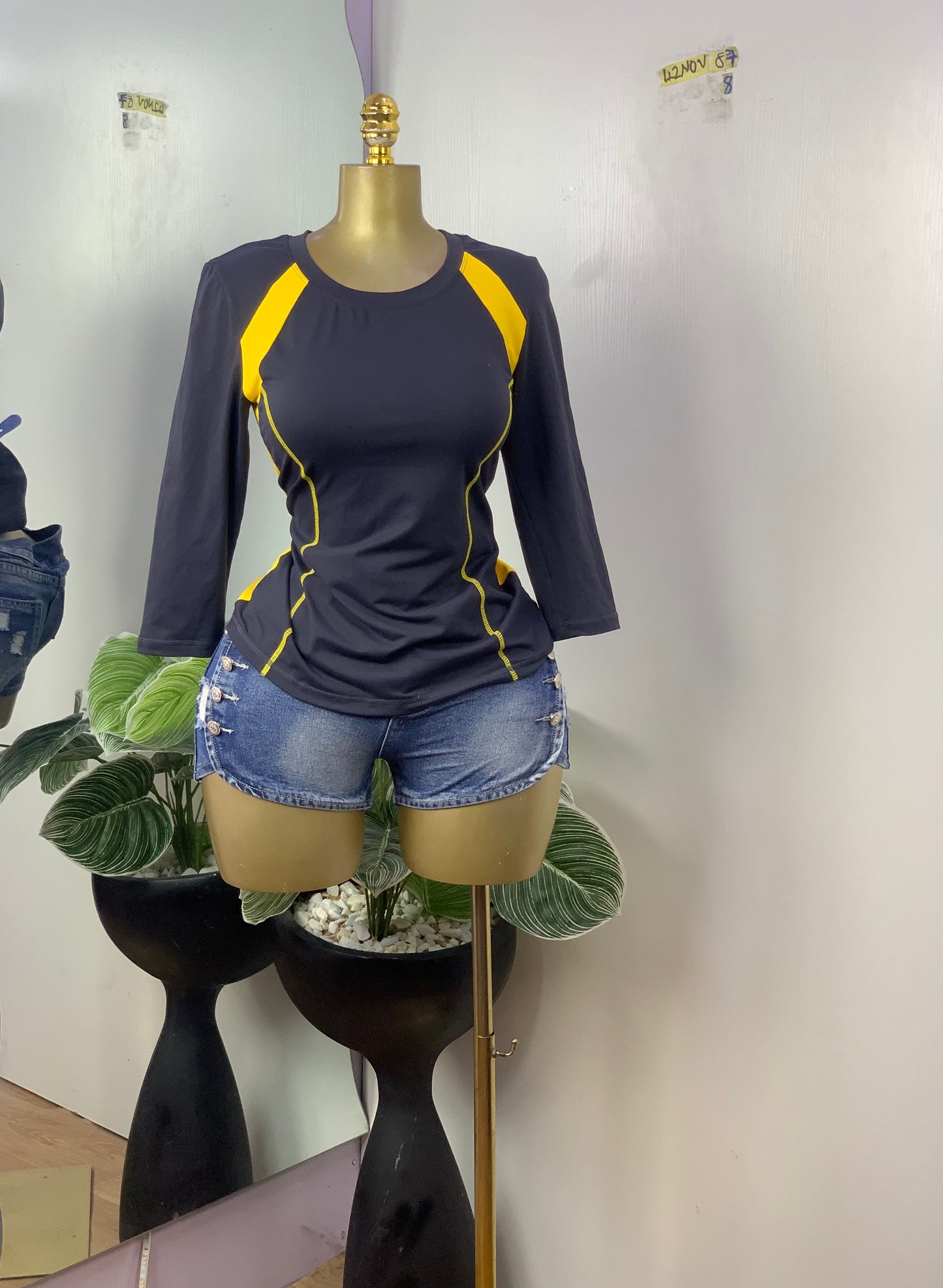 SIZE8 42NOV87(Top only)