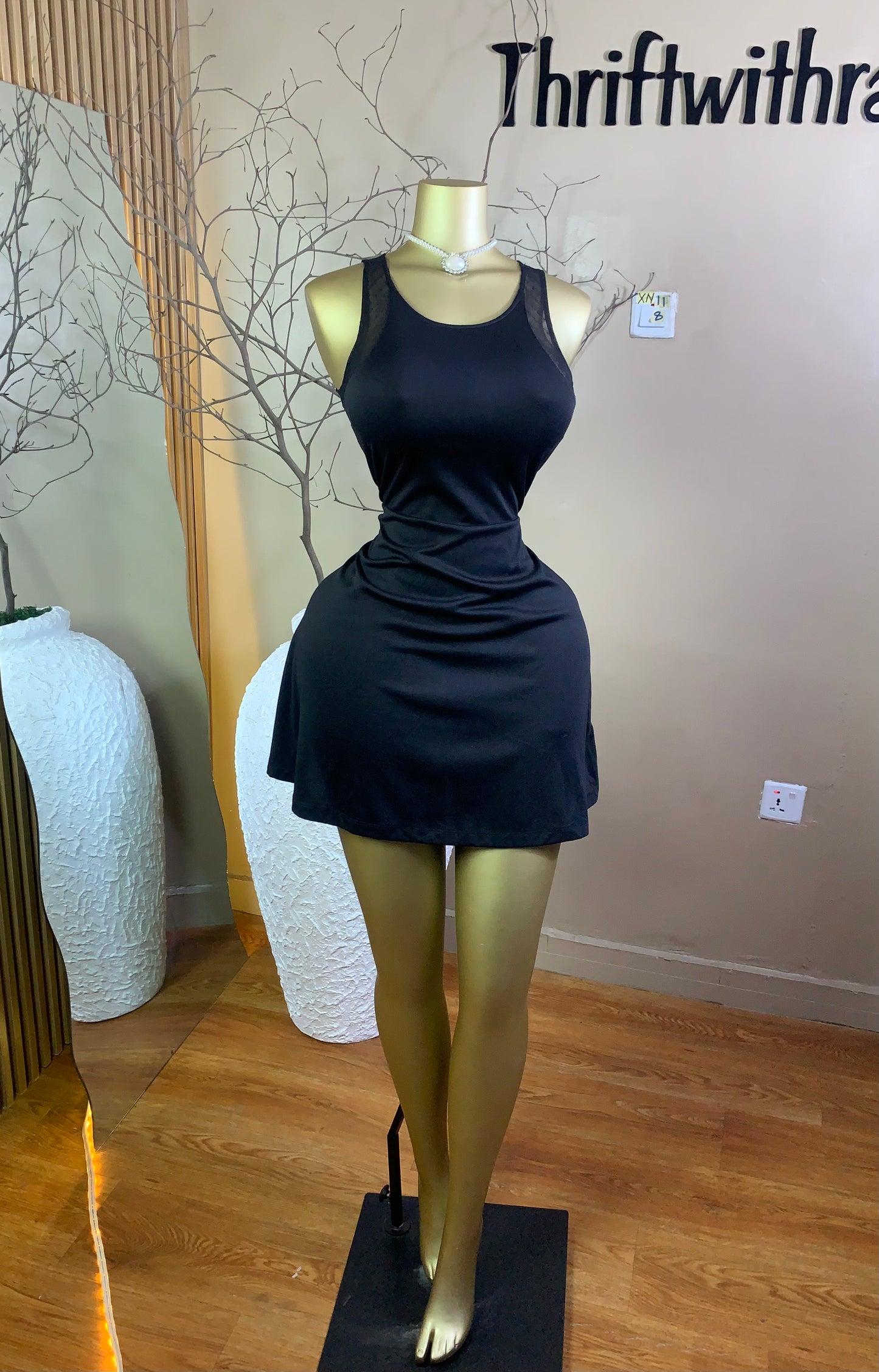 SIZE8 XN11(black)