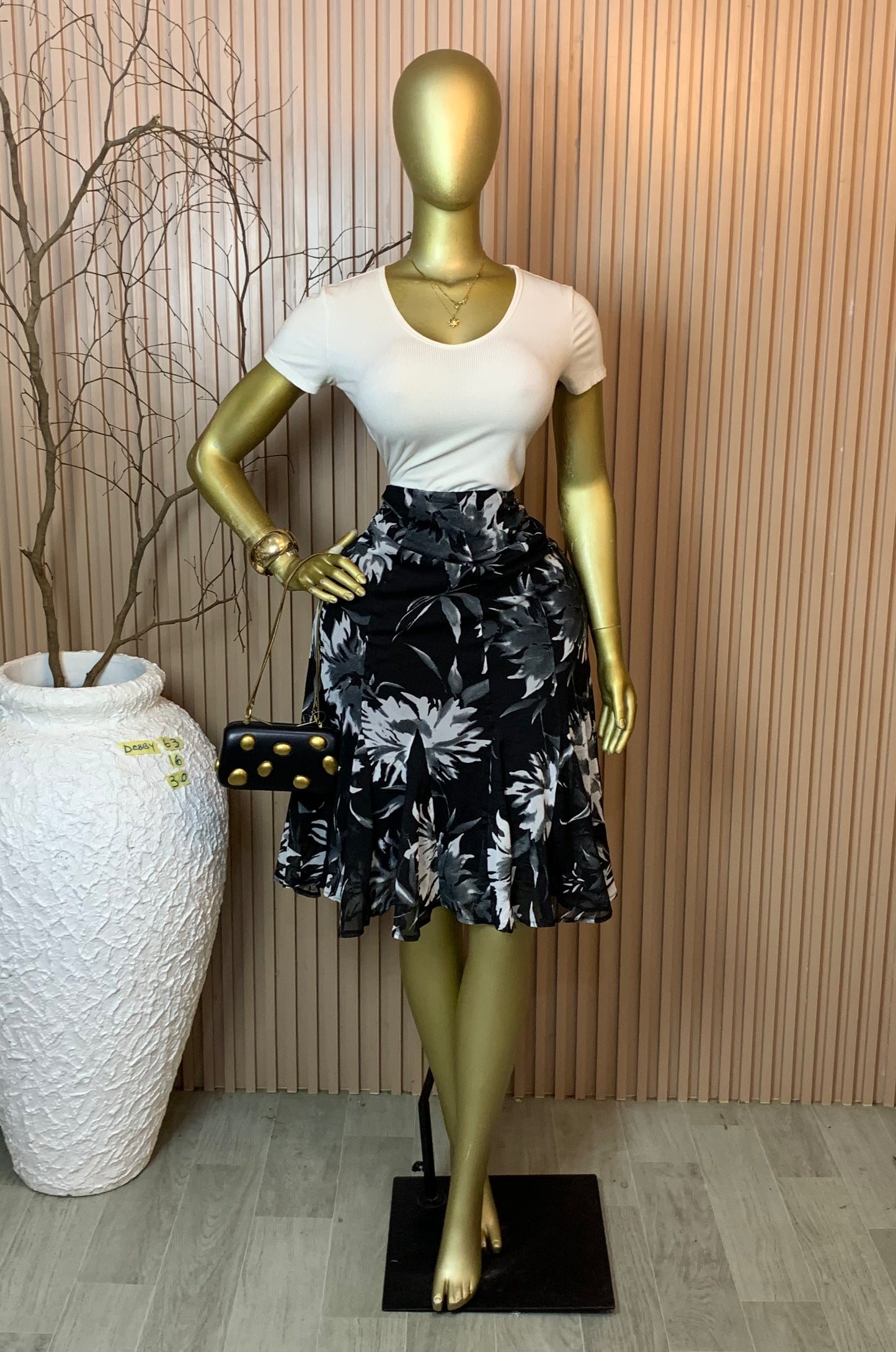 DEBBY63 SIZE16 Length30 Skirt only