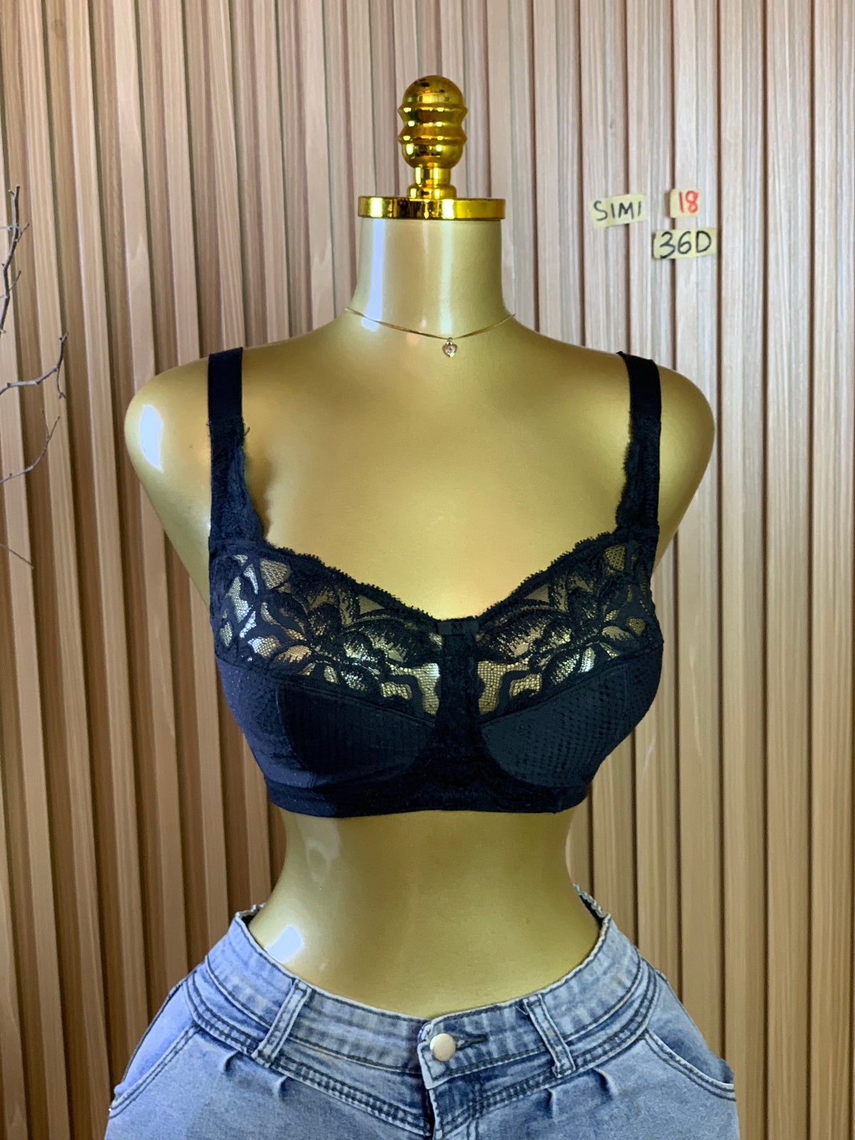 SIMI18 SIZE36D(Black bra only)