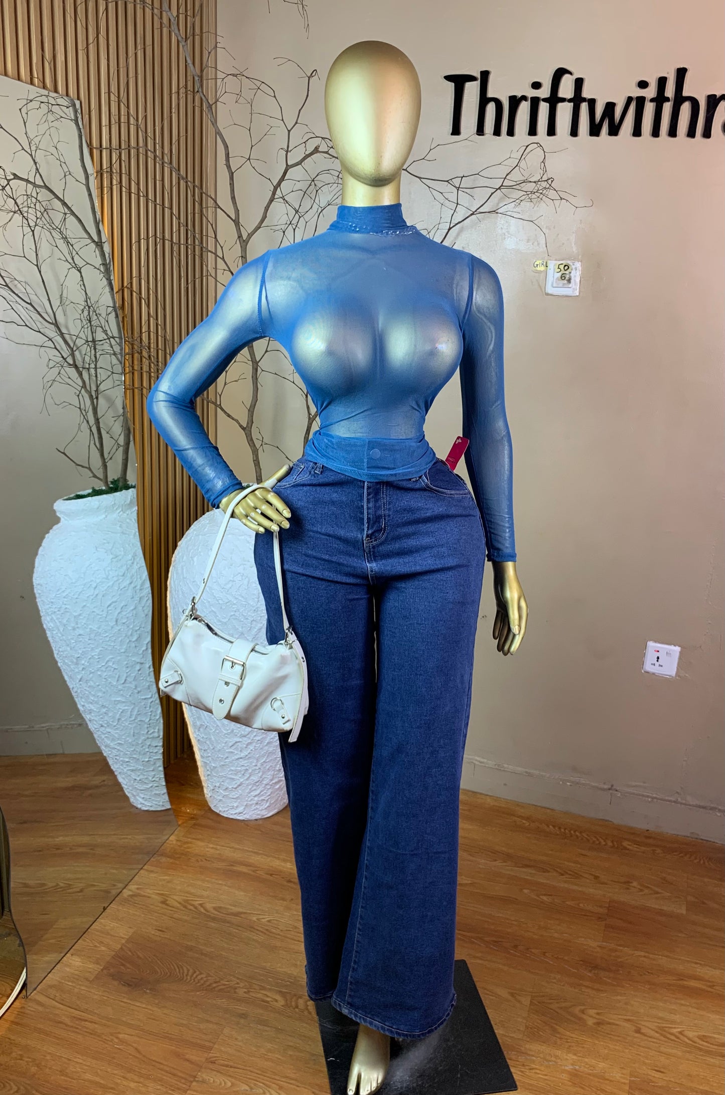 SIZE6 GIRL50 BLUE MESH TOP ONLY