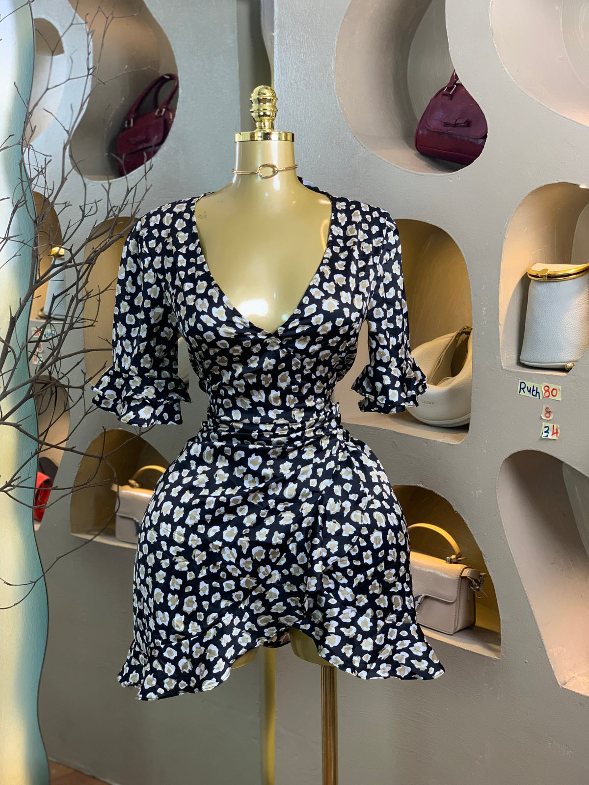 RUTH80 SIZE8 DRESS Length34