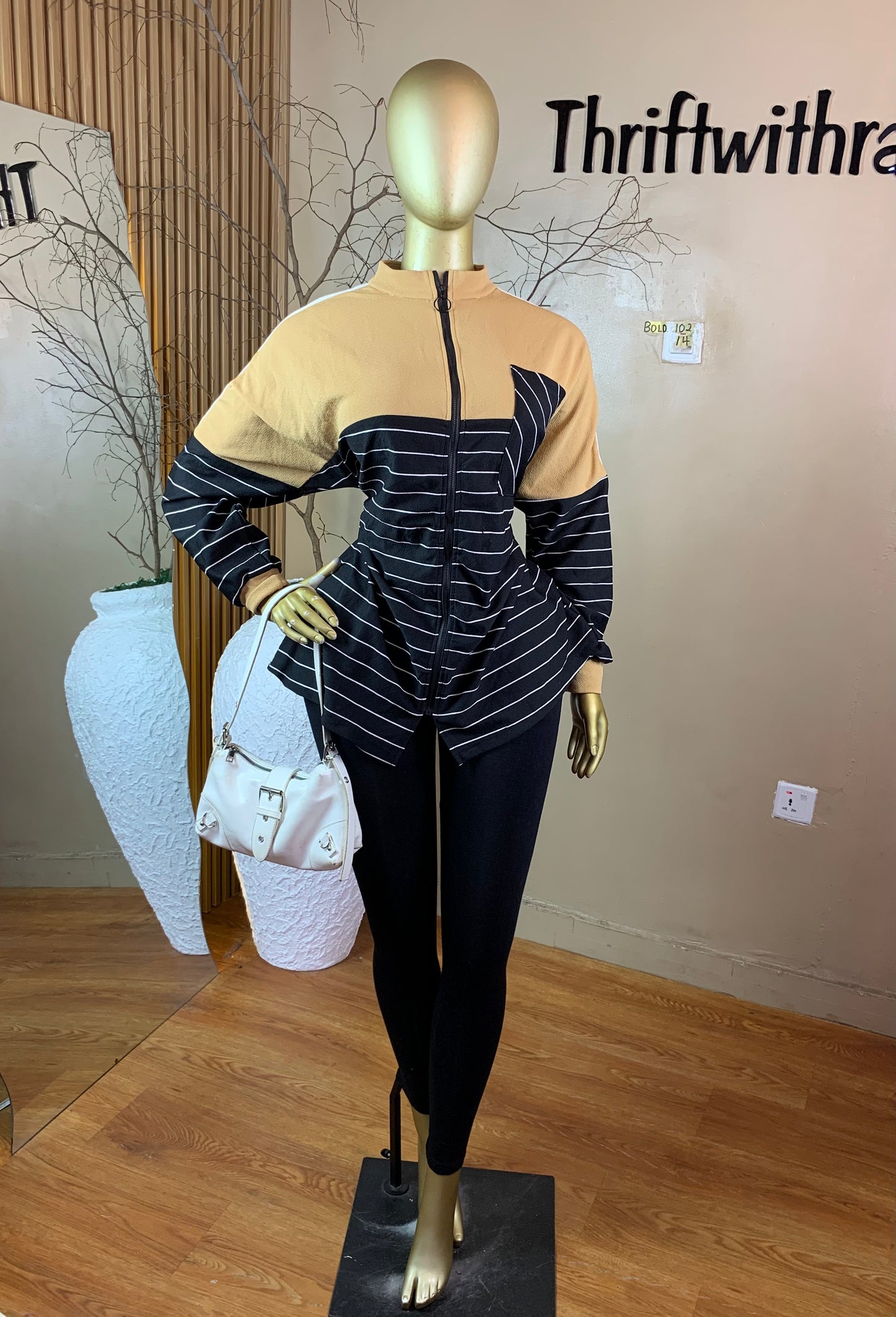 SIZE14 BOLD102 FREE TOP