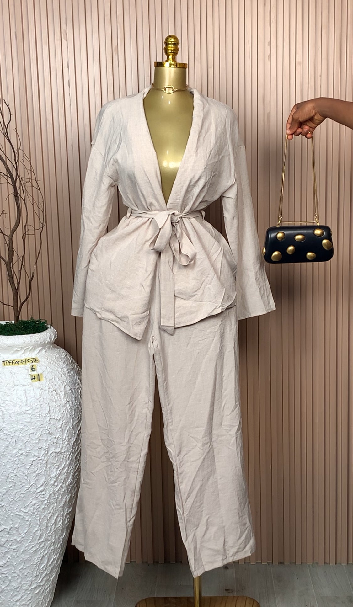 UK Size 6 Tiffany52 Brand New Two Piece Cream Length41