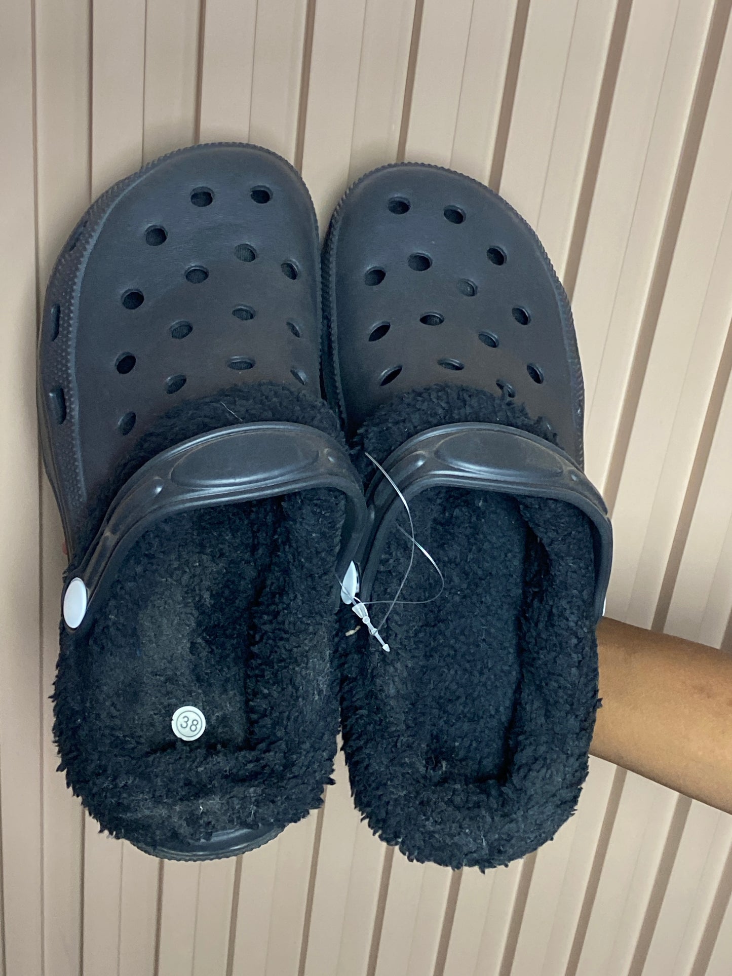 SIZE36 Crocs 37