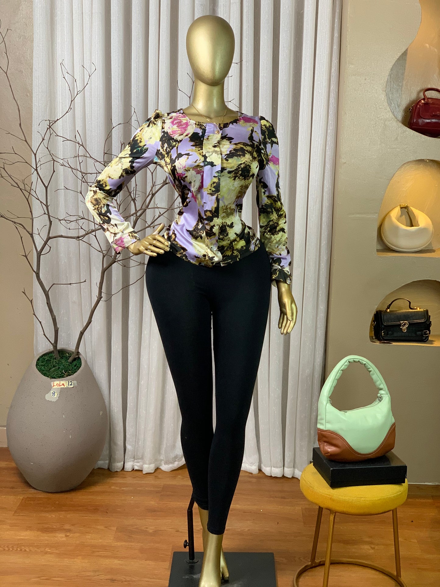 LOLA12 SIZE8 top only